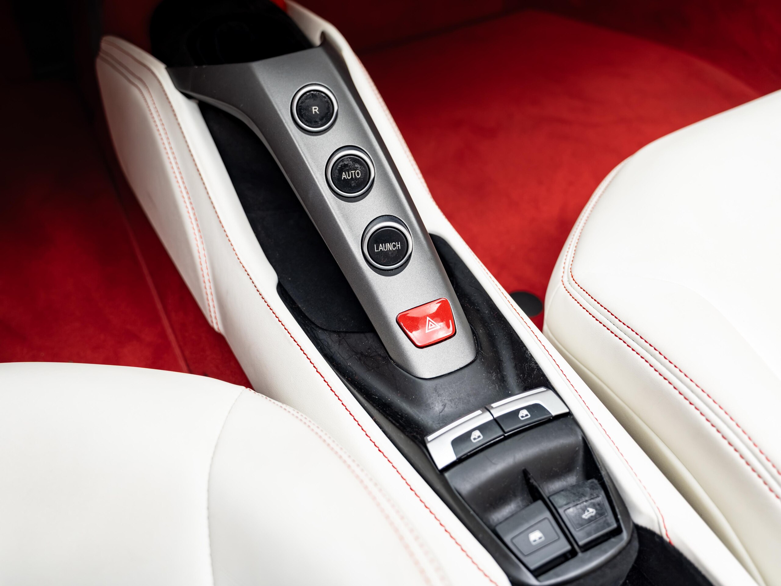 2017 Ferrari 488 Spider — Photo 16 / 29
