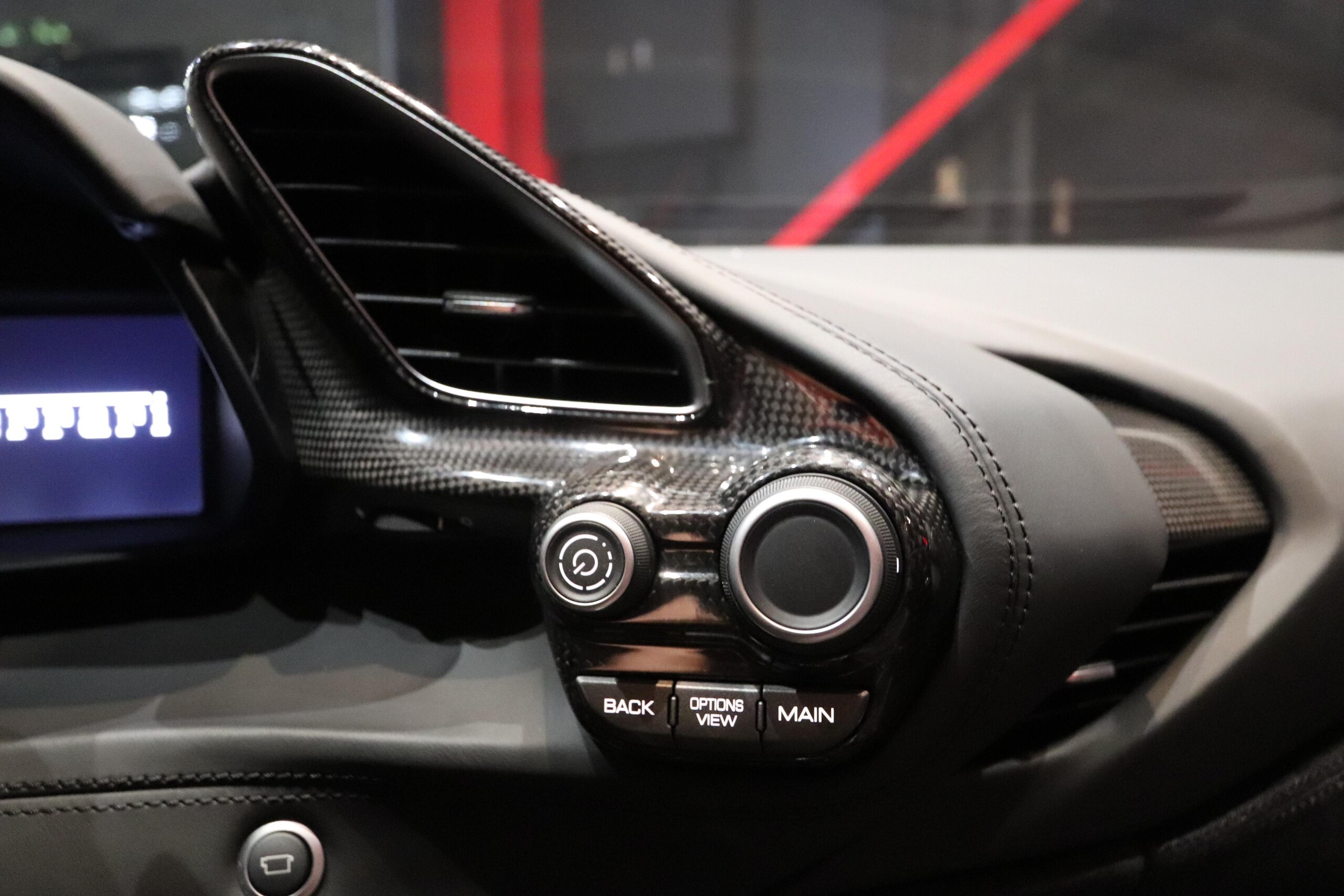 2017 Ferrari 488 Spider Tailor Made — Photo 13 / 17