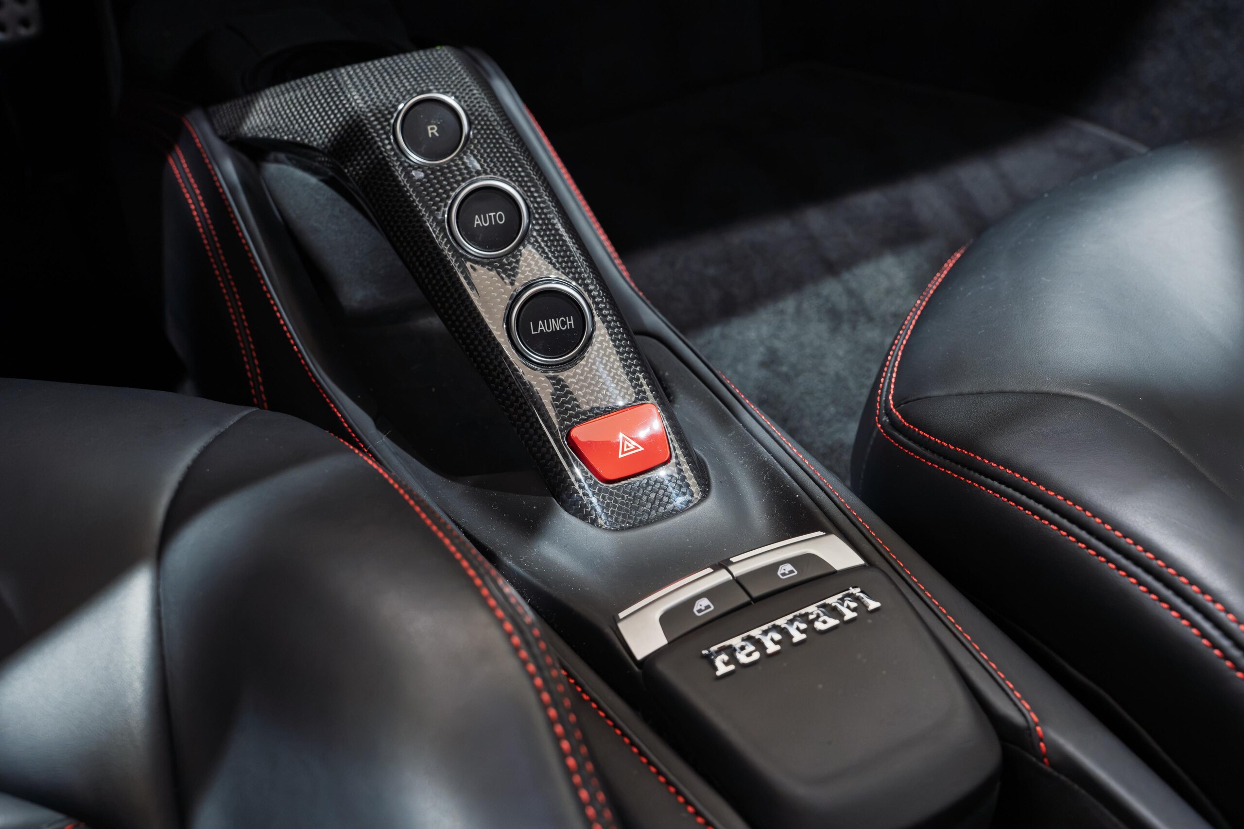 2017 Ferrari 488GTB — Photo 9 / 33