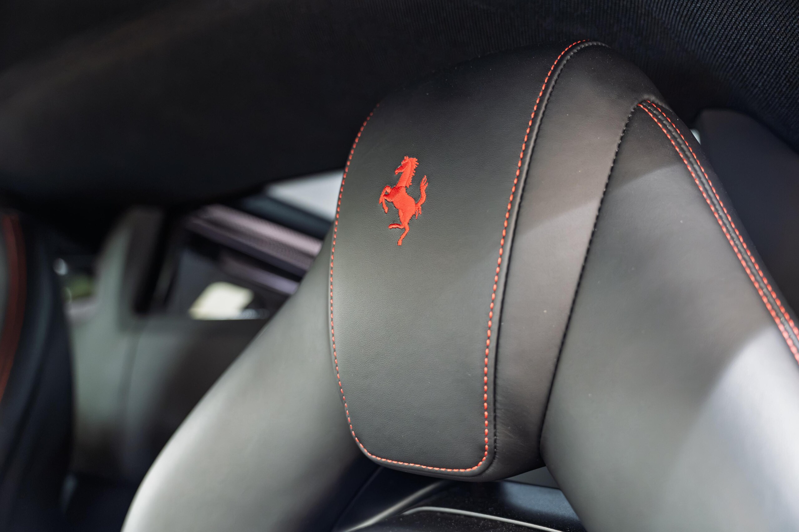 2017 Ferrari 488GTB — Photo 20 / 33