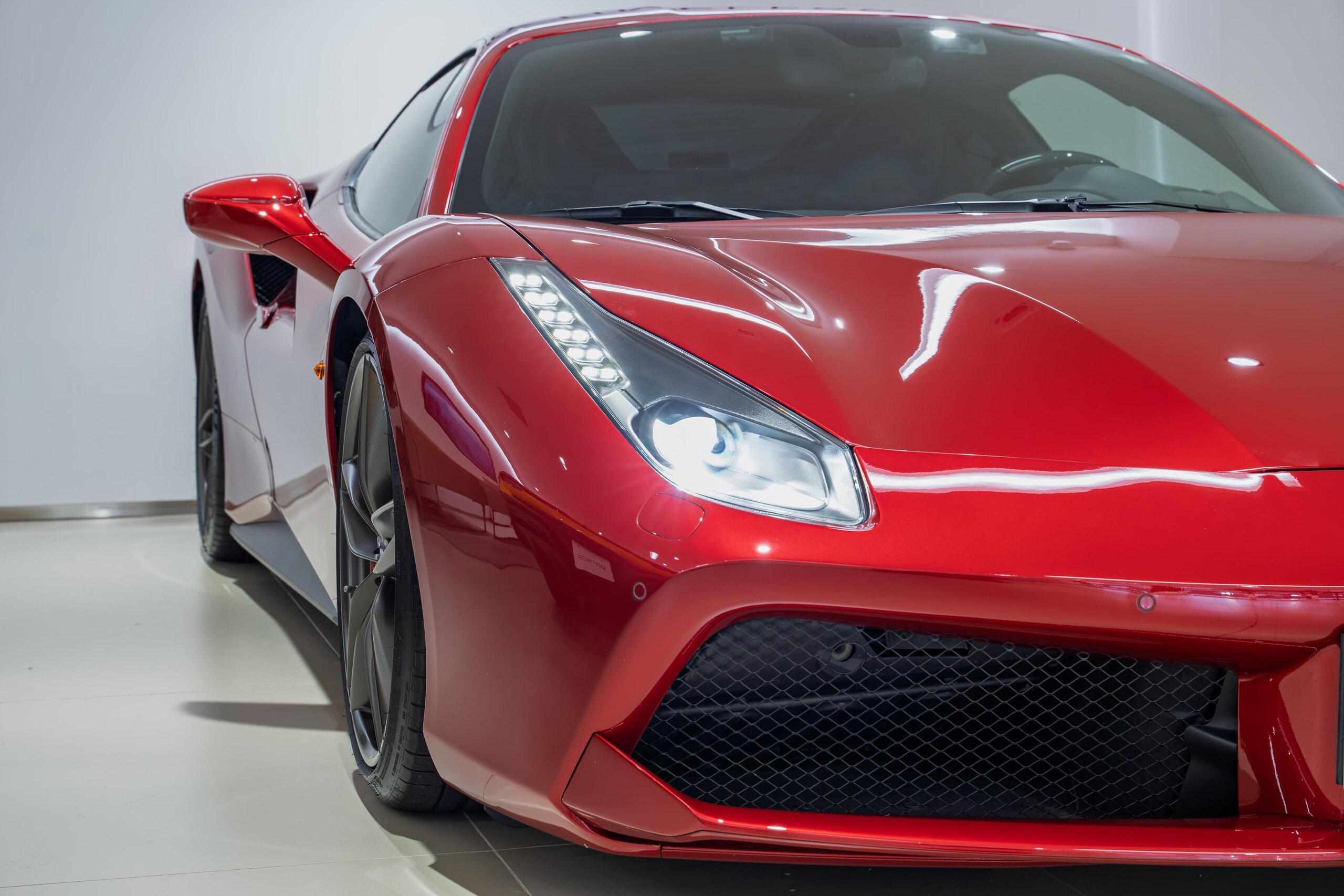 2017 Ferrari 488GTB — Photo 21 / 33
