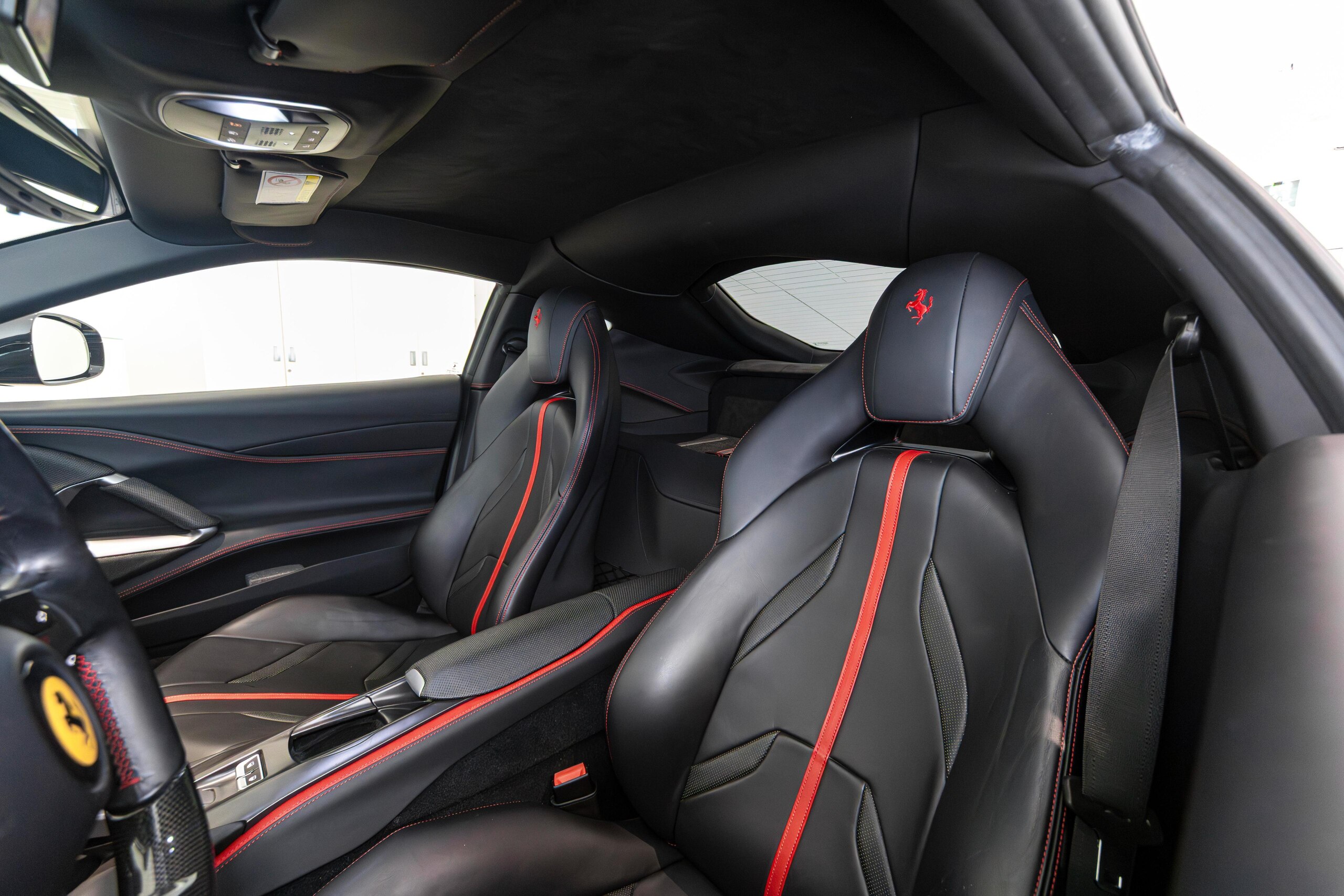 2017 Ferrari 812 Superfast — Photo 14 / 60