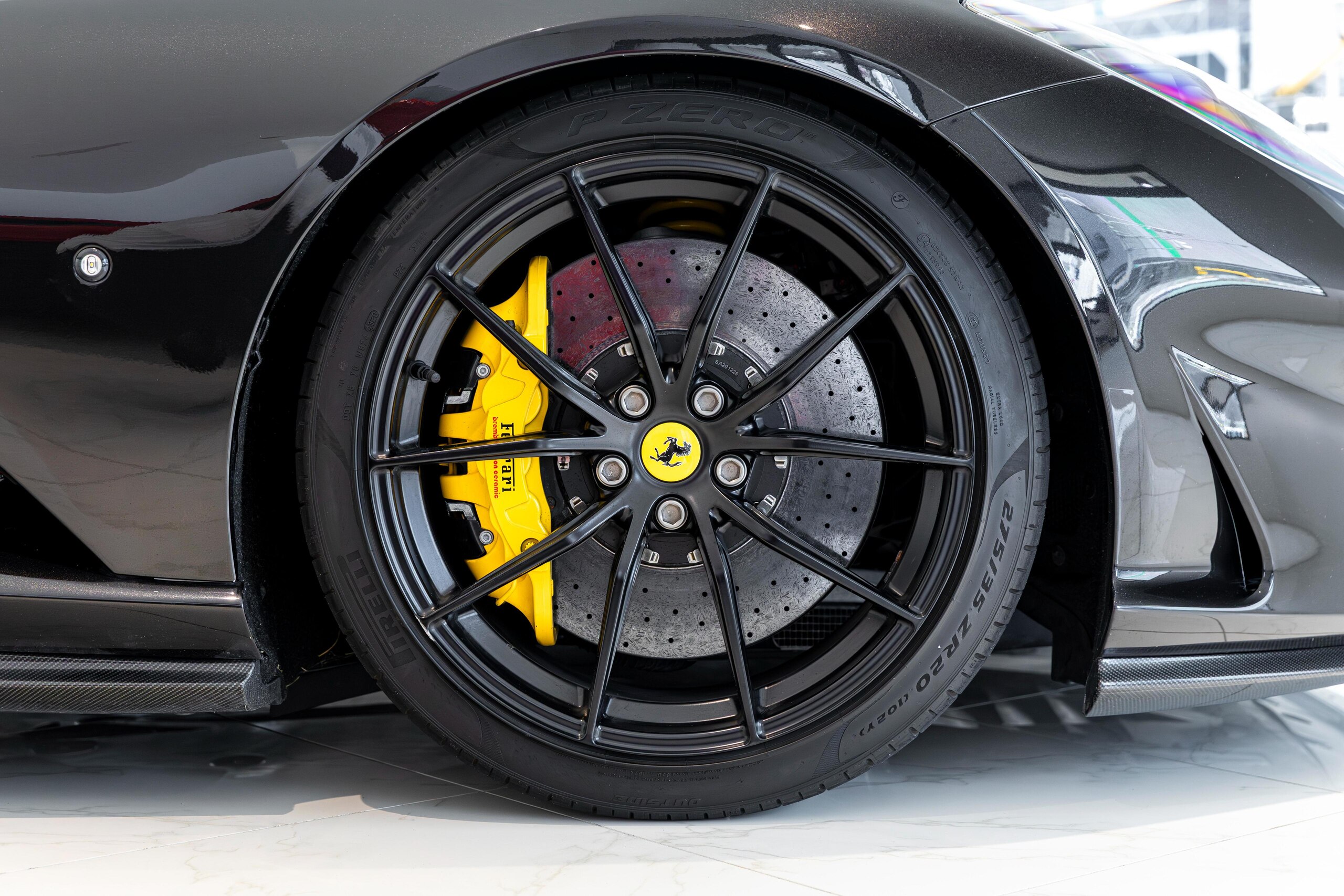 2017 Ferrari 812 Superfast — Photo 45 / 60