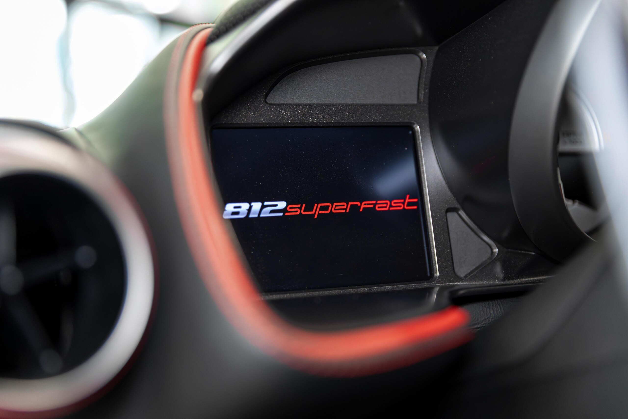 2017 Ferrari 812 Superfast — Photo 52 / 60