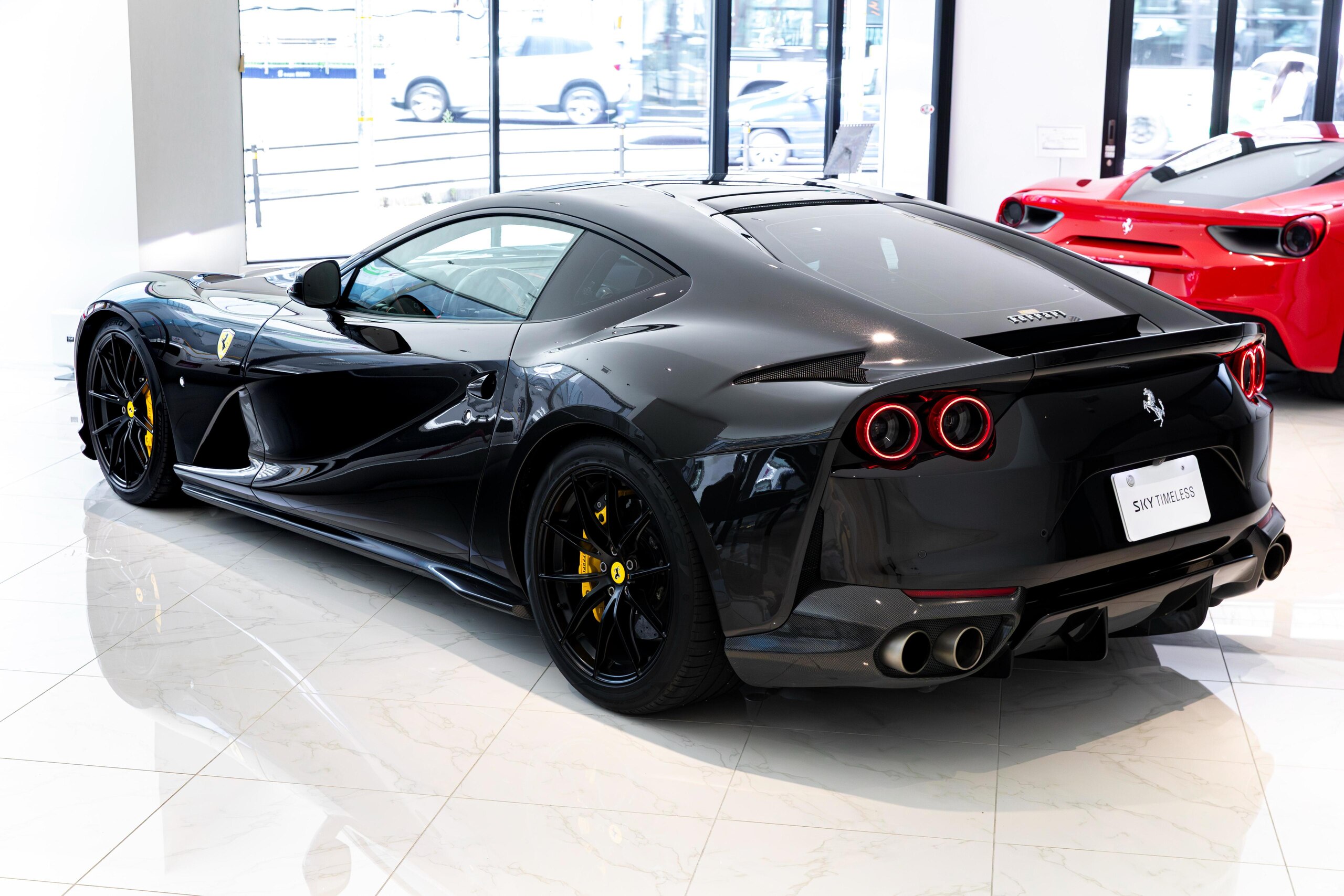 2017 Ferrari 812 Superfast — Photo 57 / 60
