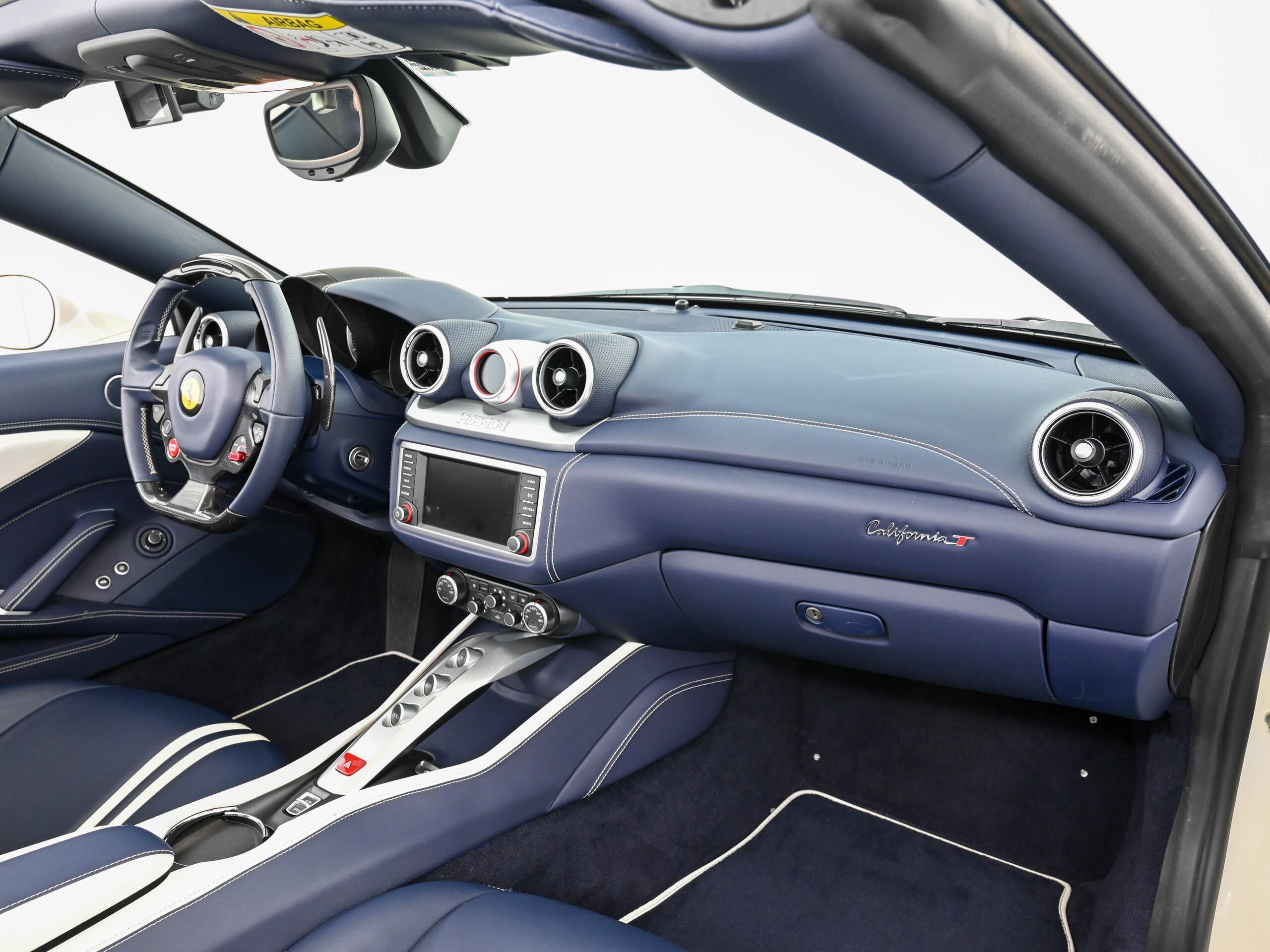 2017 Ferrari California T 40th Anniversary — Photo 34 / 57