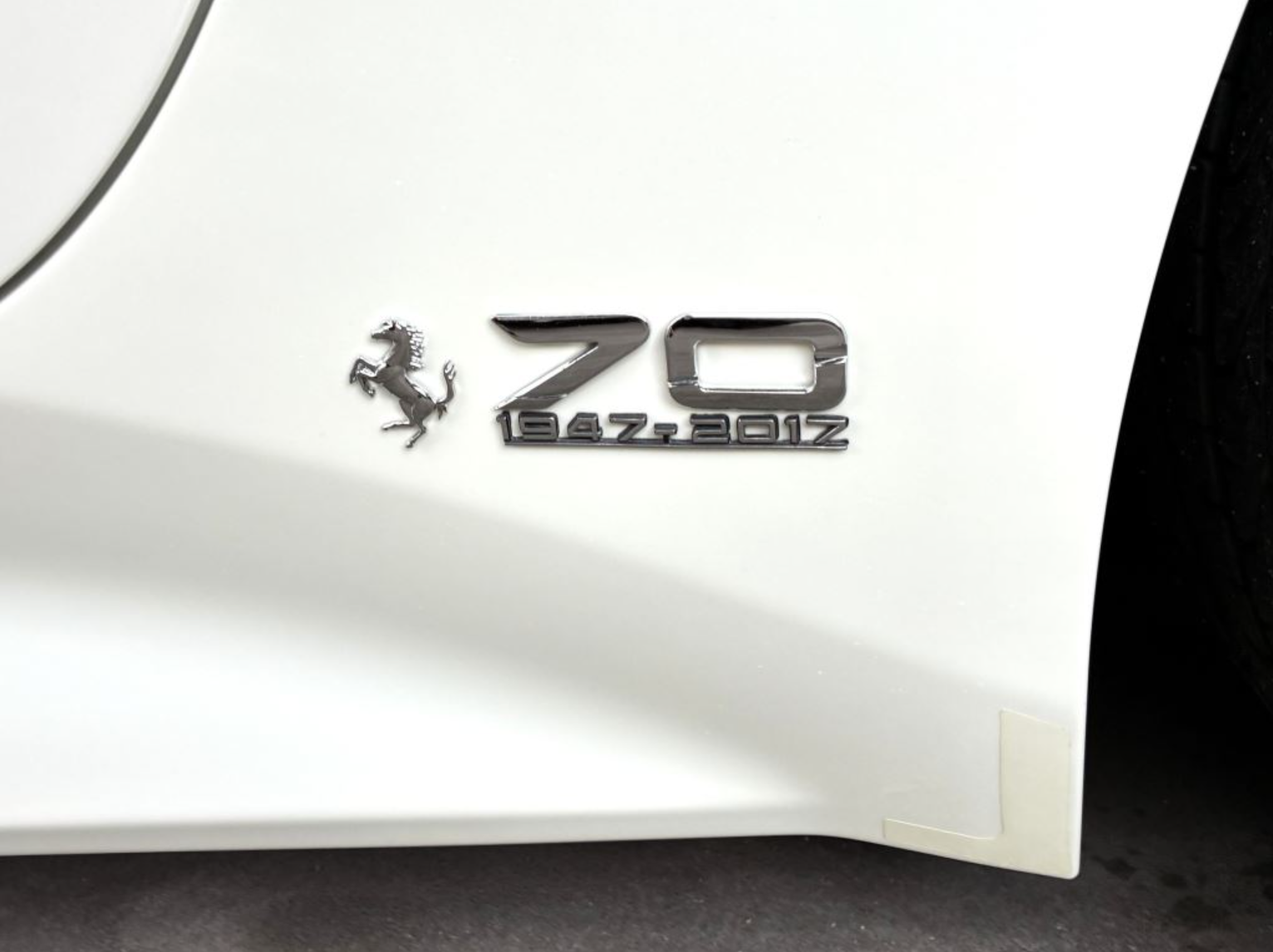 2017 Ferrari California T — Photo 9 / 9