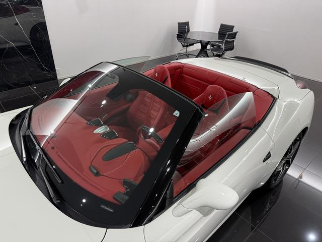 2017 Ferrari California T — Photo 31 / 36