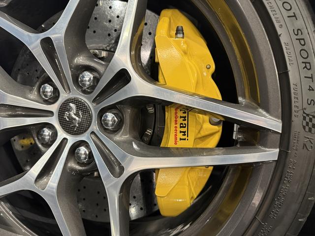 2017 Ferrari California T — Photo 33 / 36