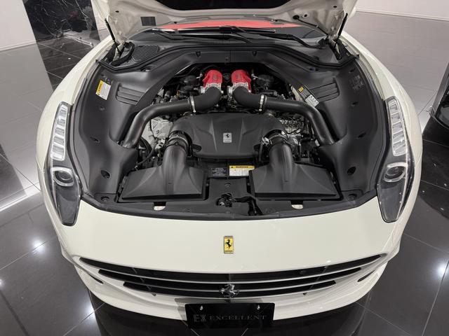 2017 Ferrari California T — Photo 36 / 36