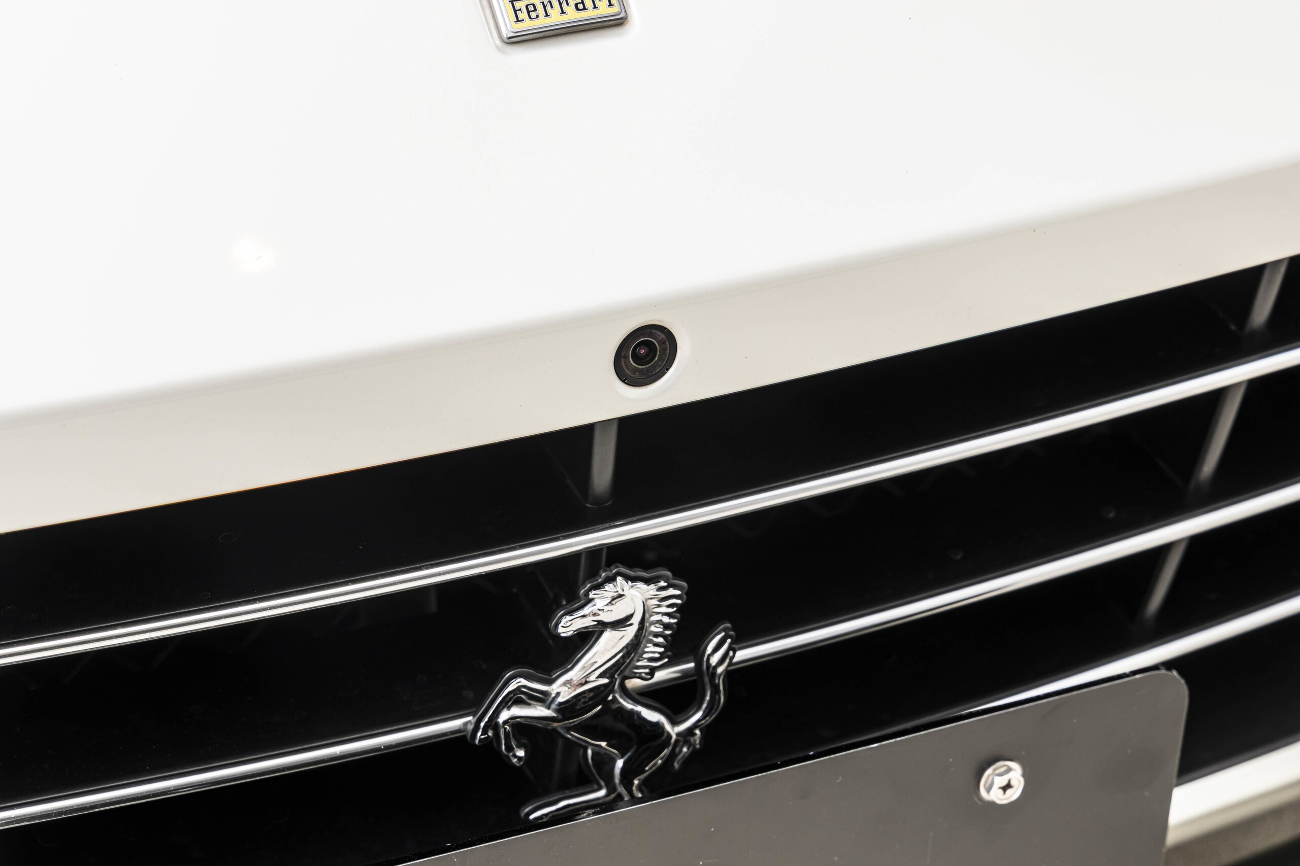 2017 Ferrari GTC4Lusso — Photo 23 / 30