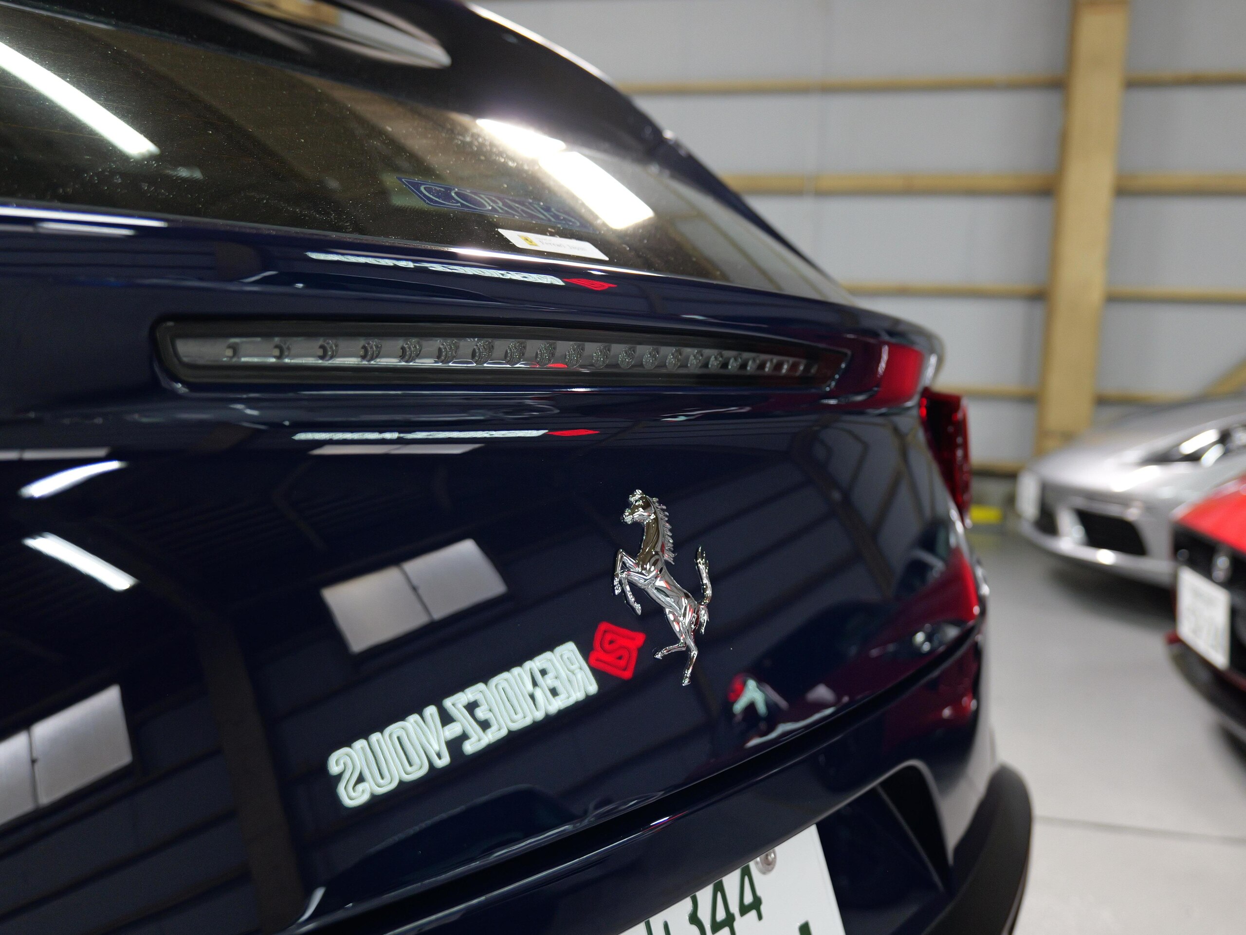 2017 Ferrari GTC4Lusso — Photo 8 / 8