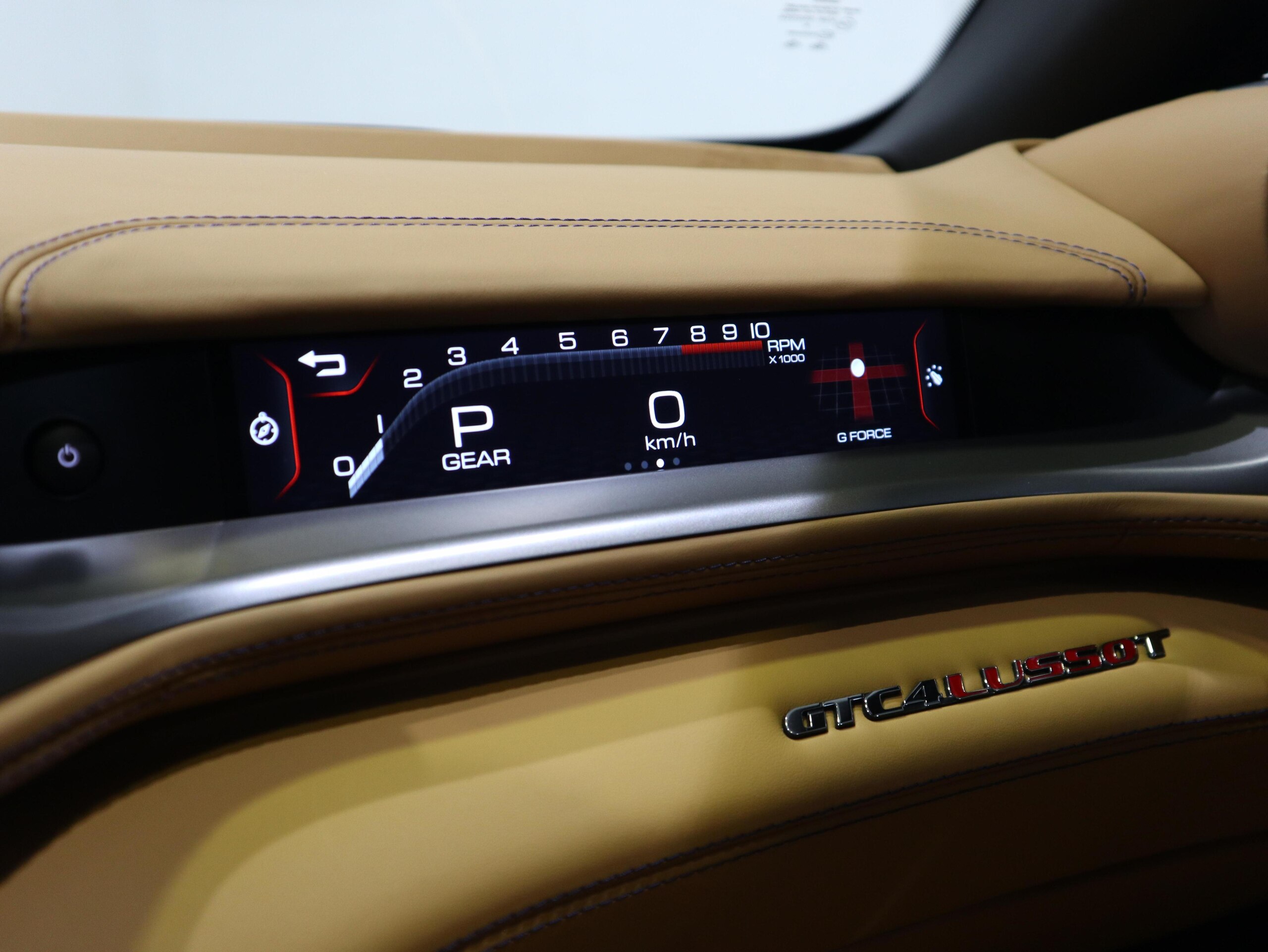 2017 Ferrari GTC4Lusso T — Photo 14 / 19