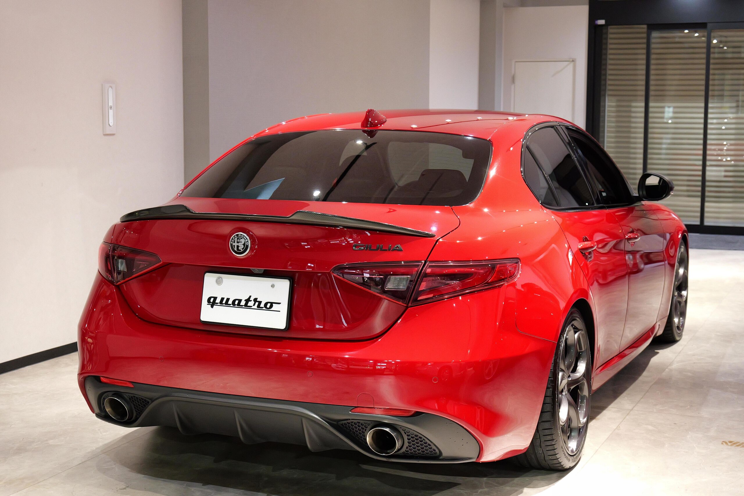 2018 Alfa Romeo Giulia Veloce — Photo 6 / 39