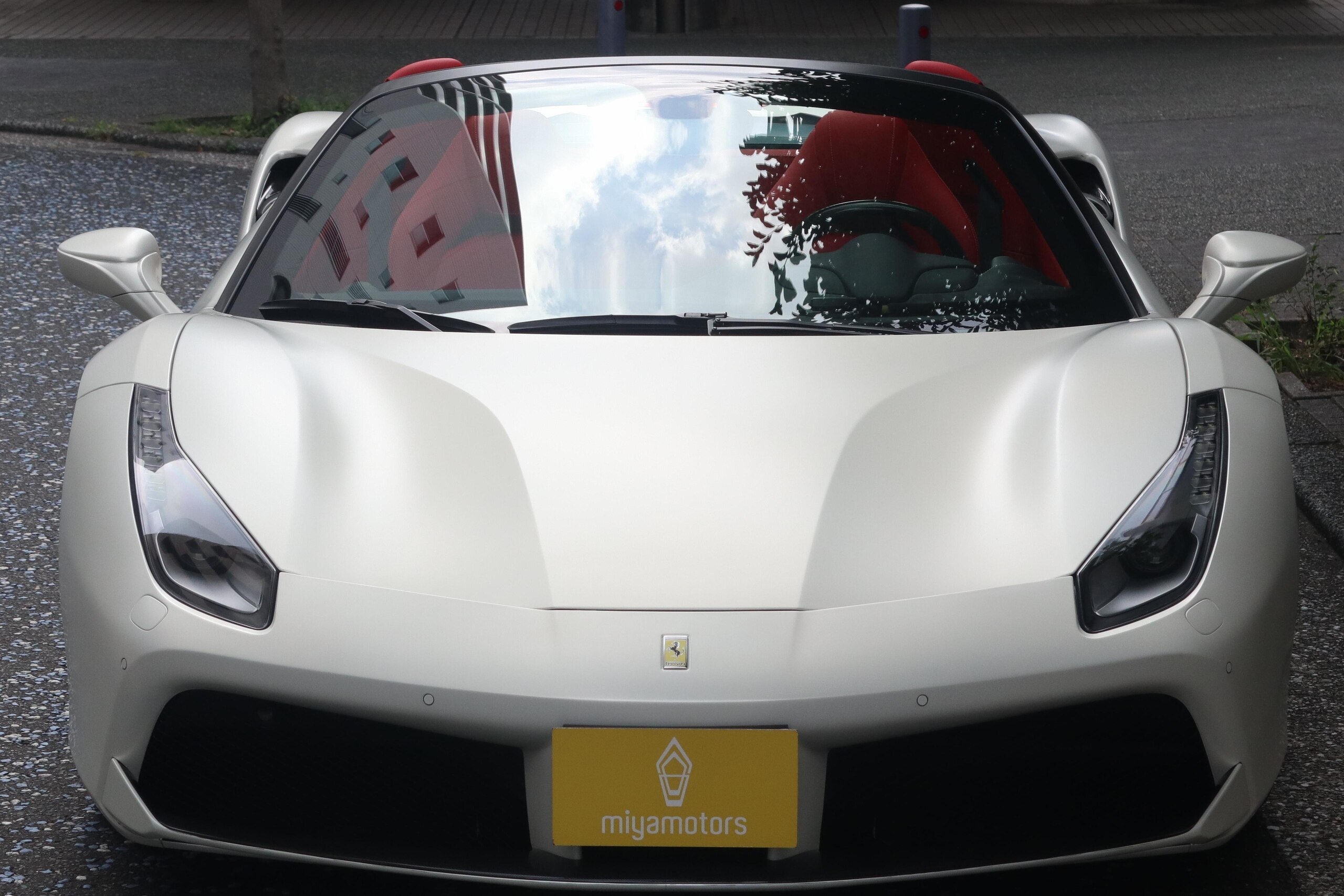 2018 Ferrari 488 Spider Bianco Italia Opaco for sale in Japan