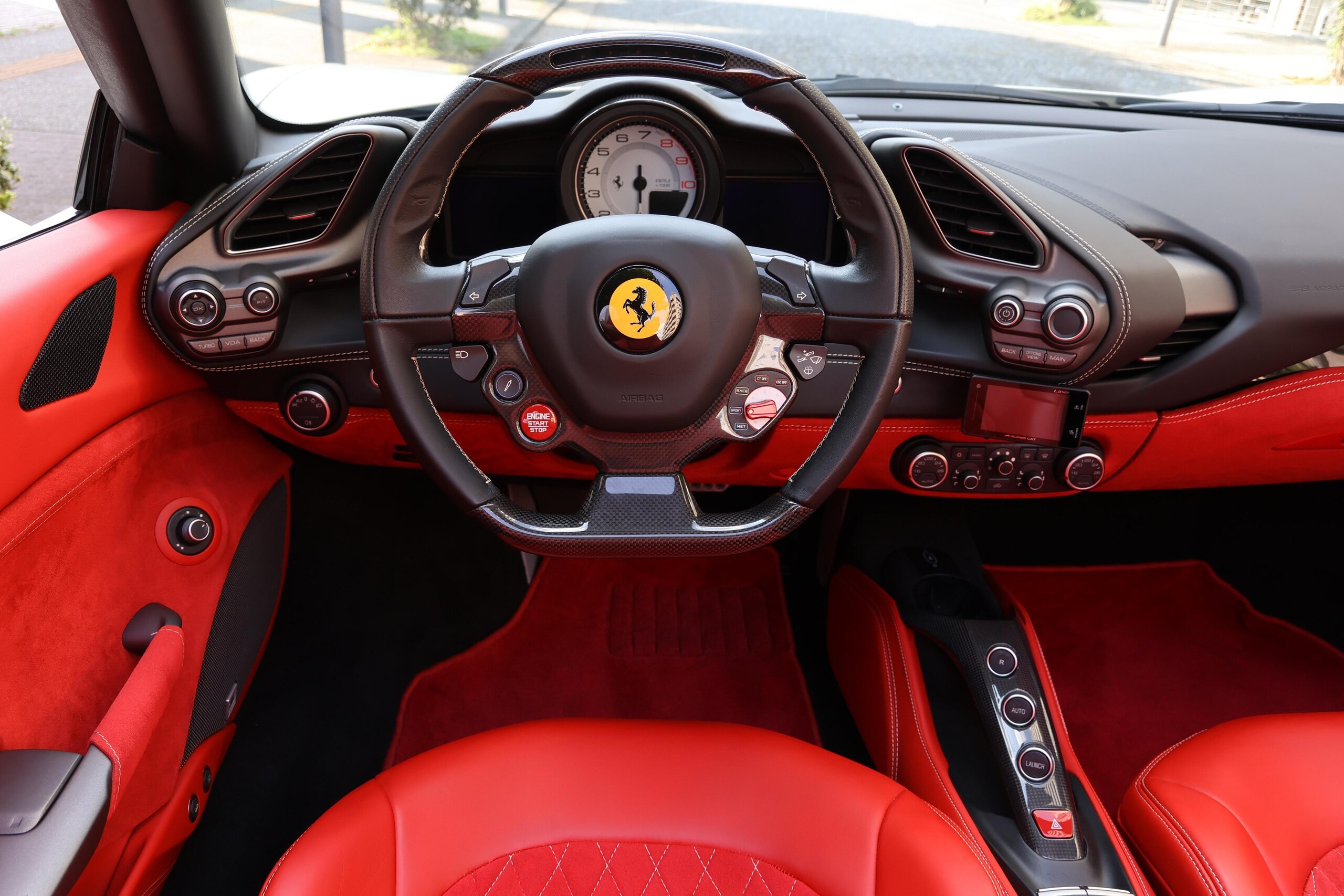 2018 Ferrari 488 Spider — Photo 8 / 67