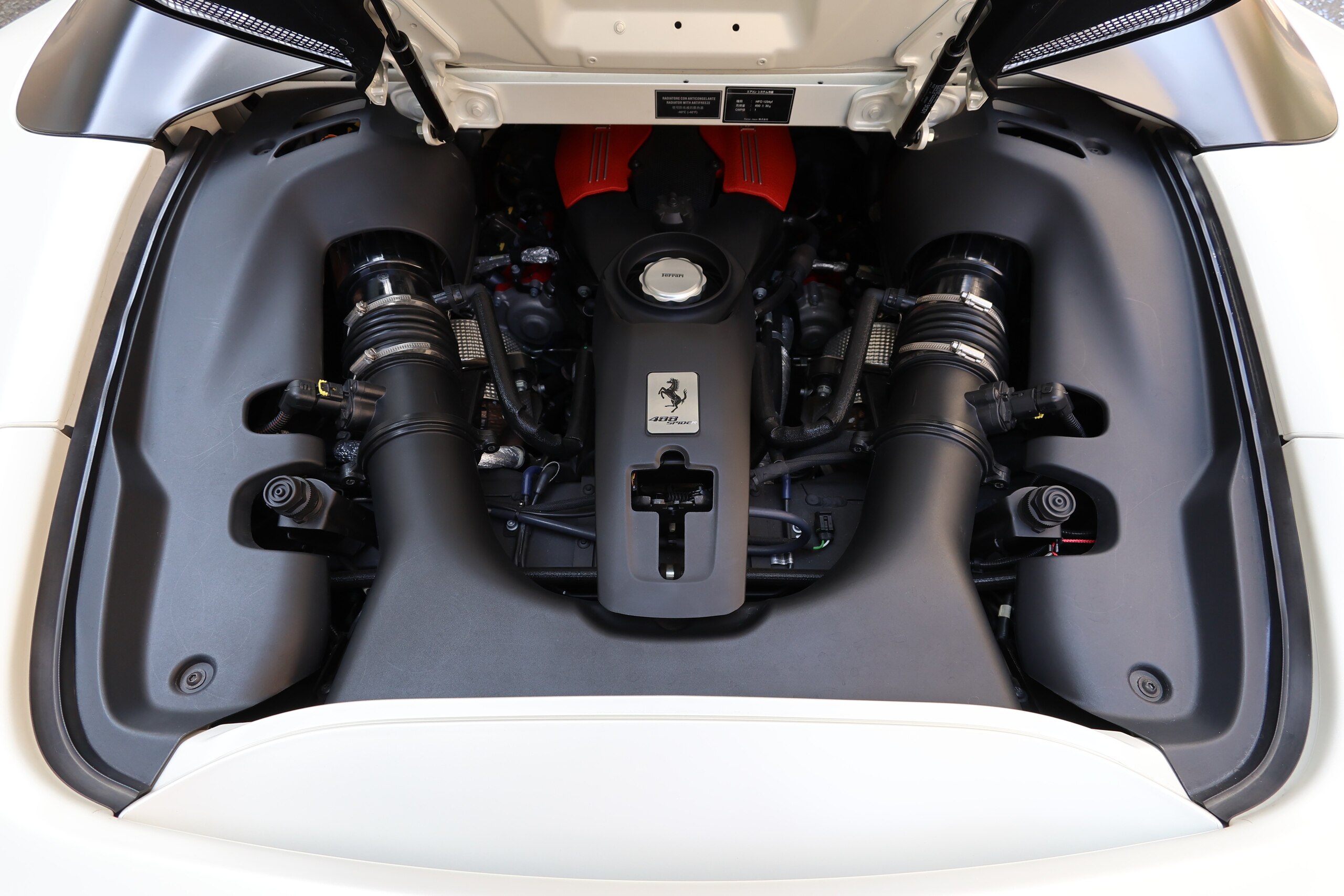 2018 Ferrari 488 Spider — Photo 55 / 67