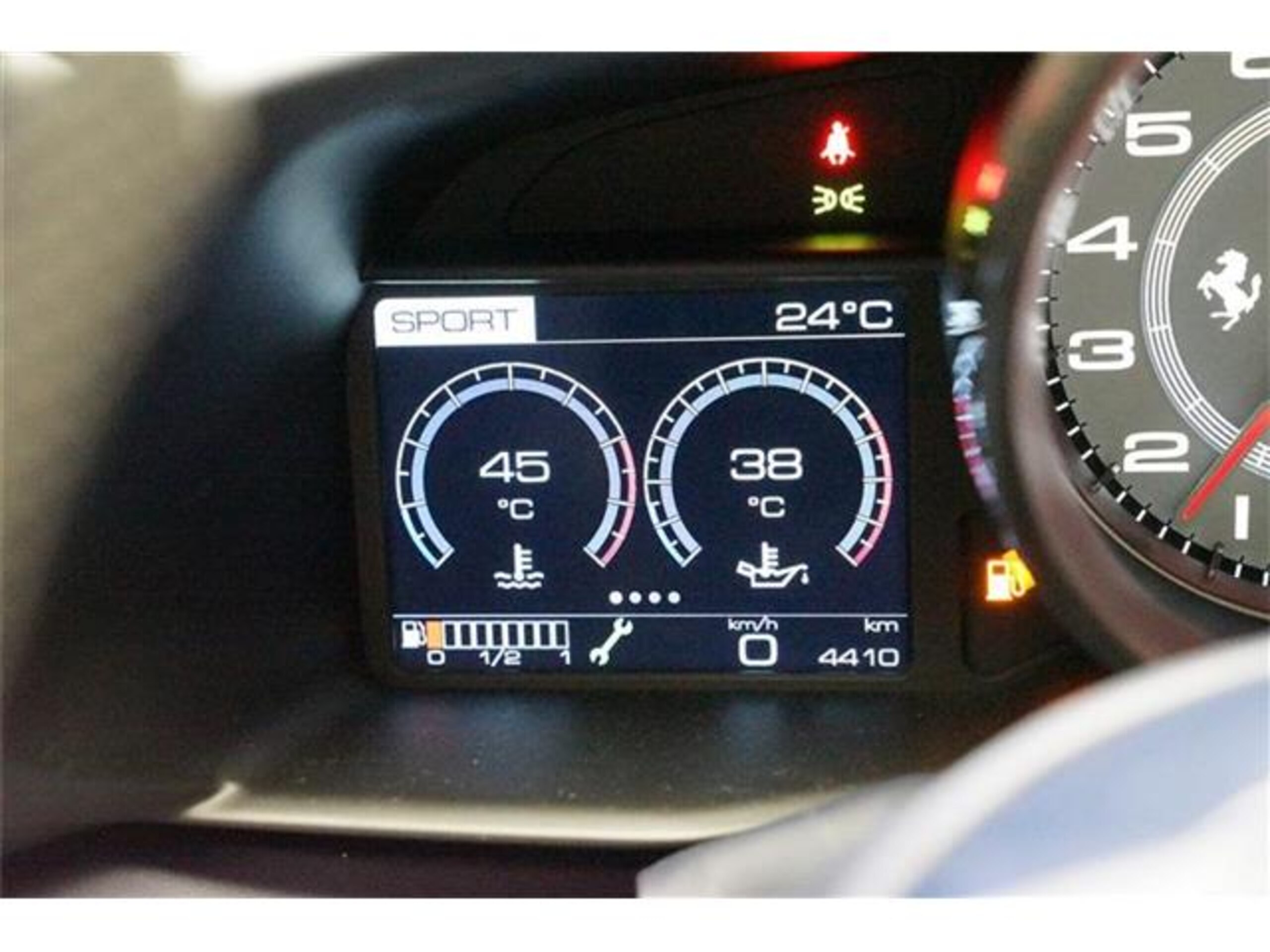 2018 Ferrari 488 Spider — Photo 22 / 25