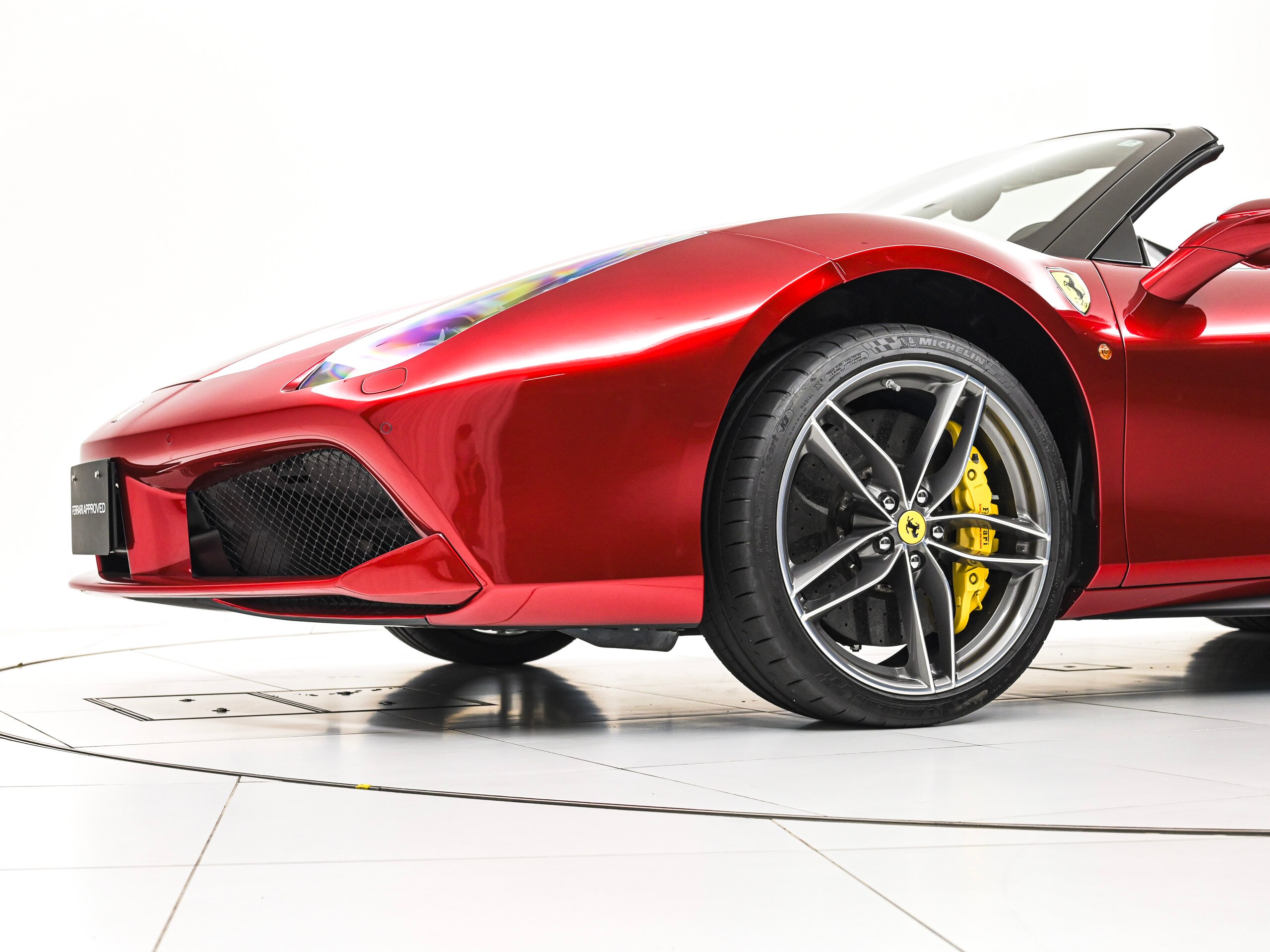 2018 Ferrari 488 Spider — Photo 23 / 29