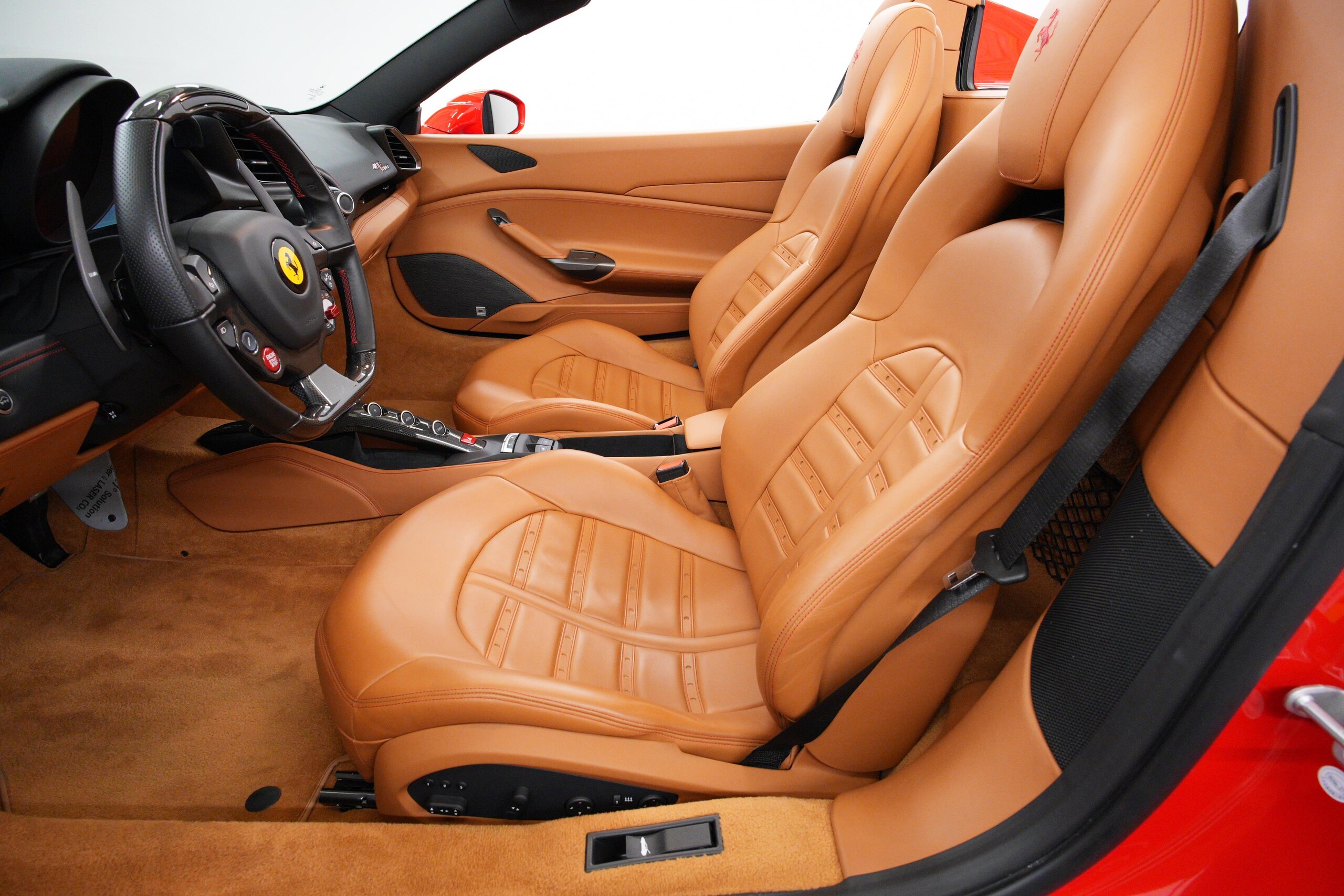 2018 Ferrari 488 Spider — Photo 10 / 52