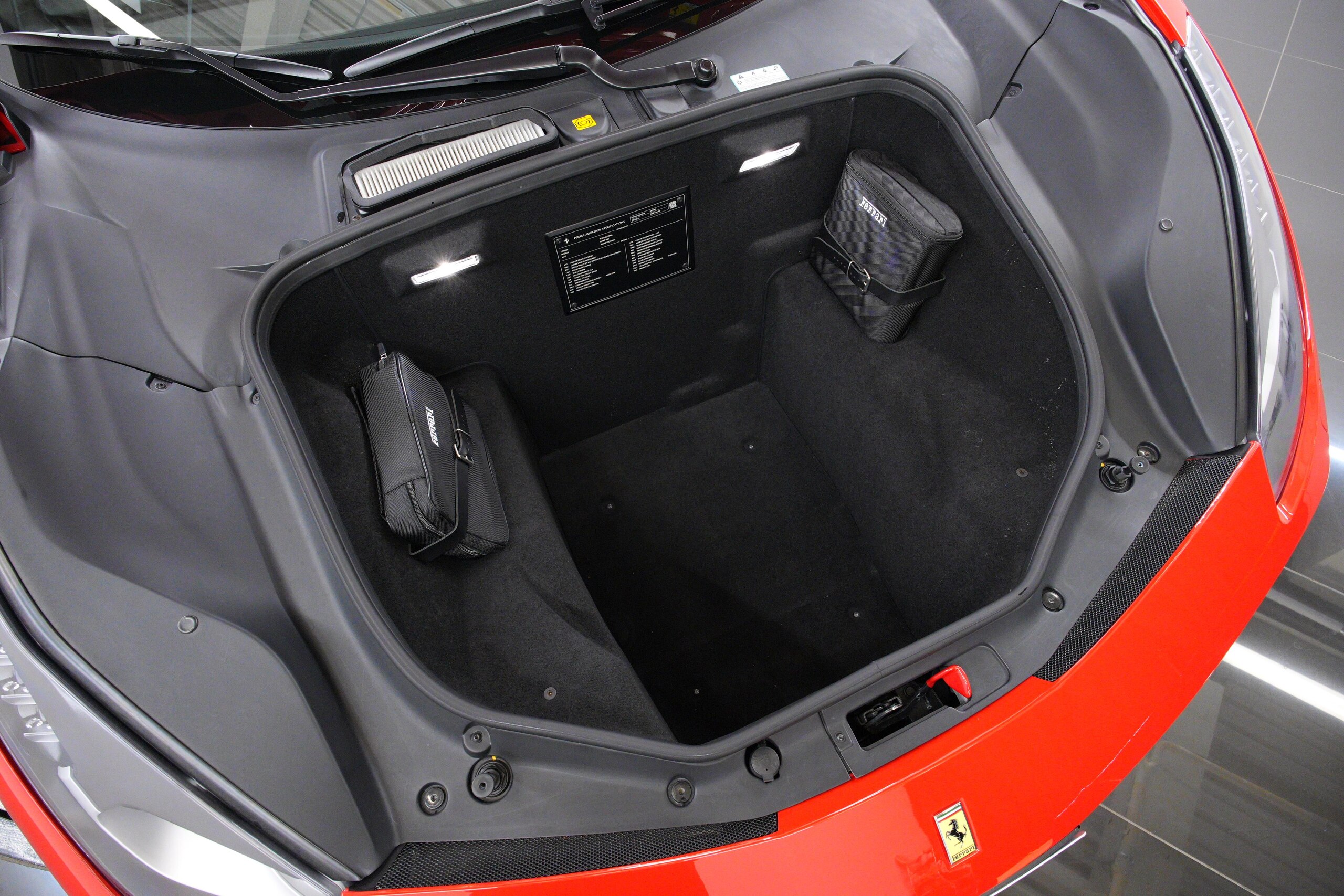 2018 Ferrari 488 Spider — Photo 27 / 52