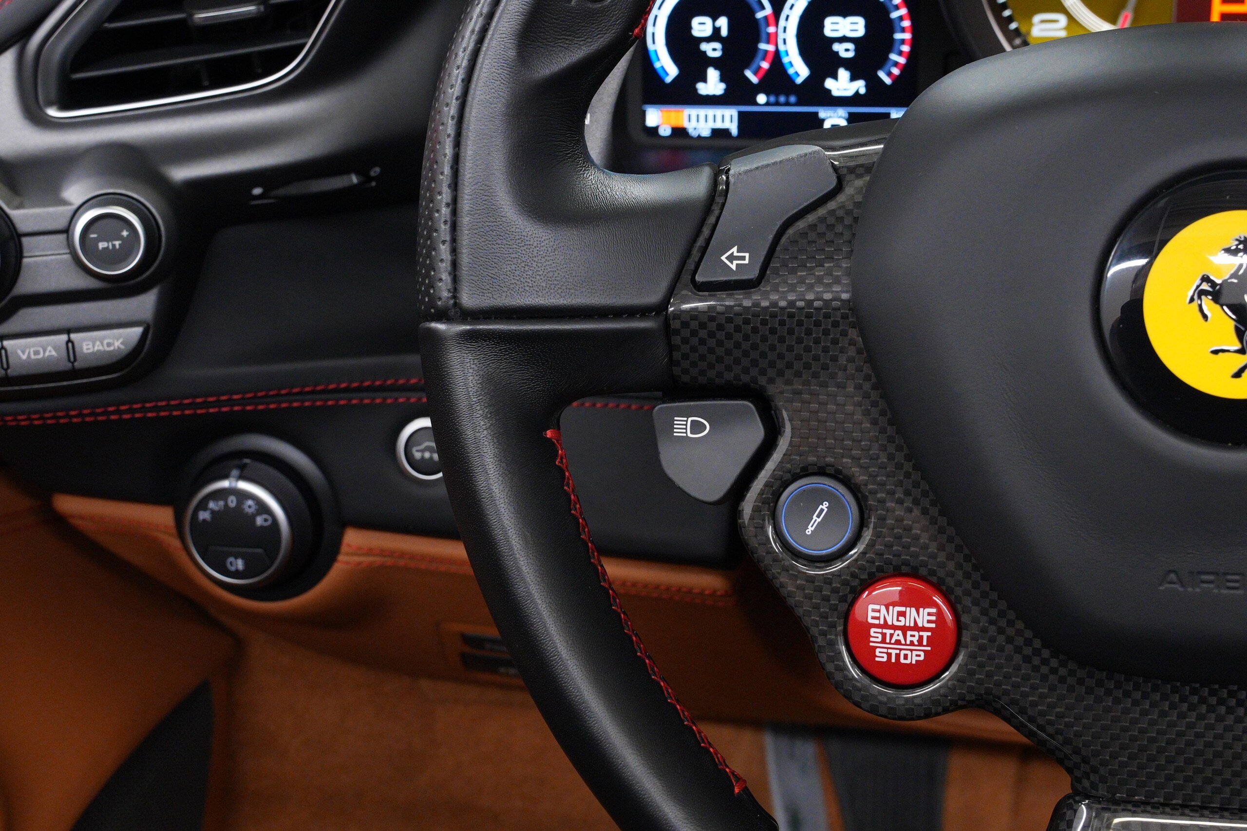 2018 Ferrari 488 Spider — Photo 40 / 52