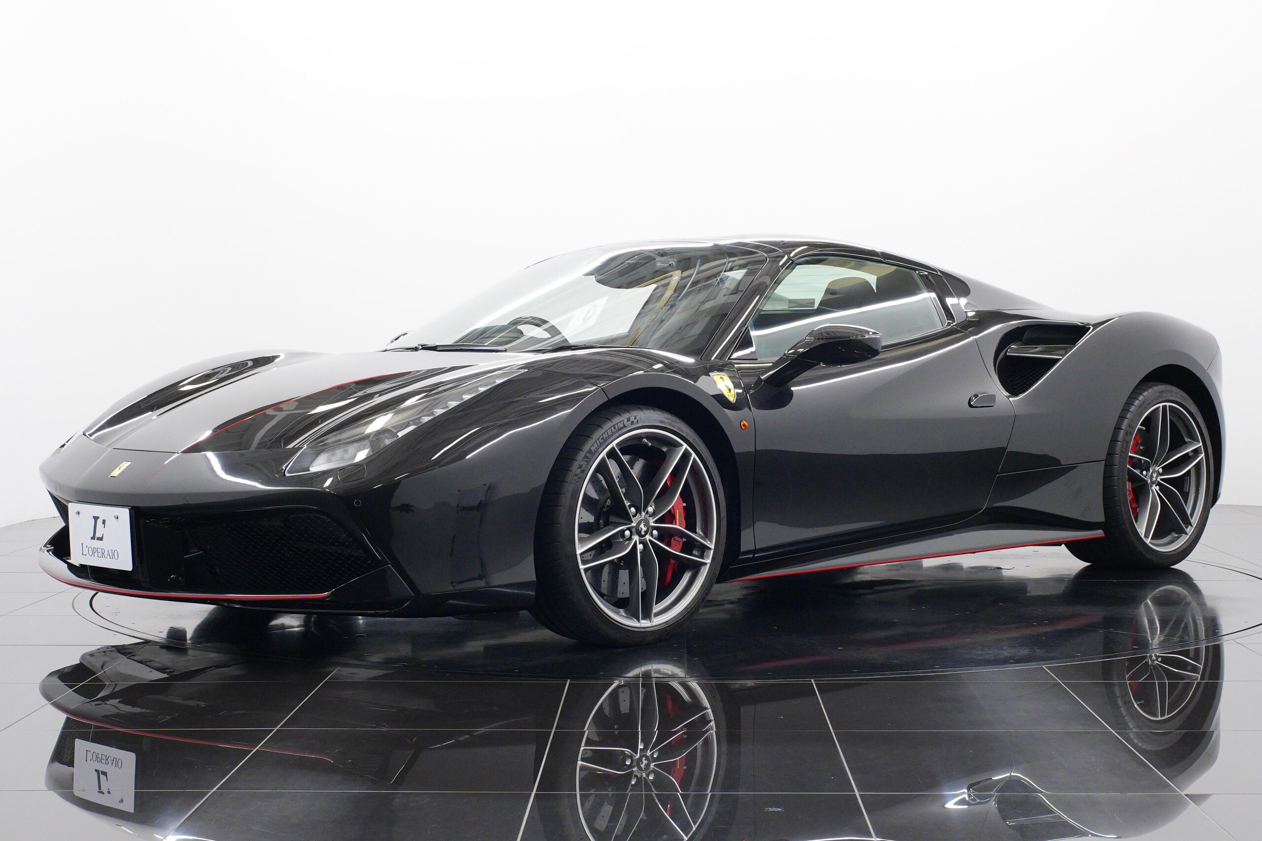 2018 Ferrari 488 Spider — Photo 19 / 52
