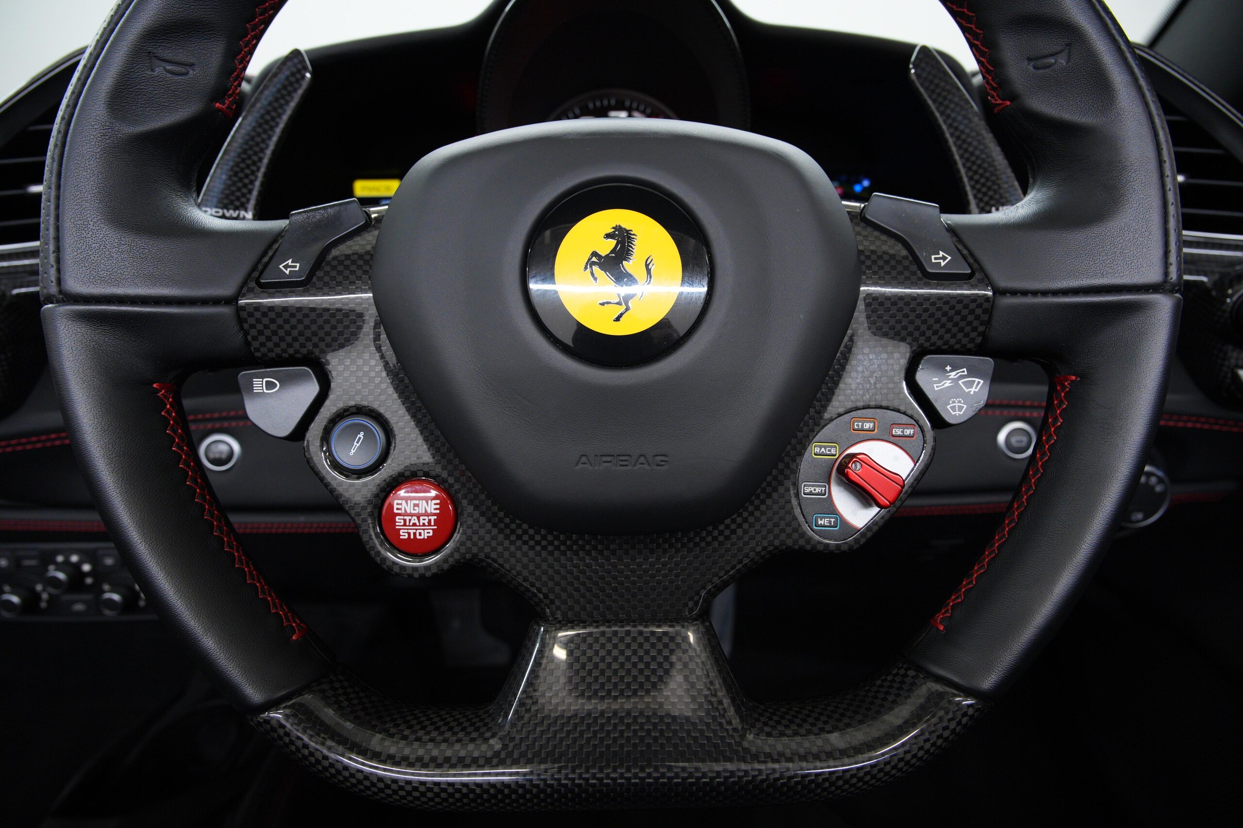 2018 Ferrari 488 Spider — Photo 36 / 52