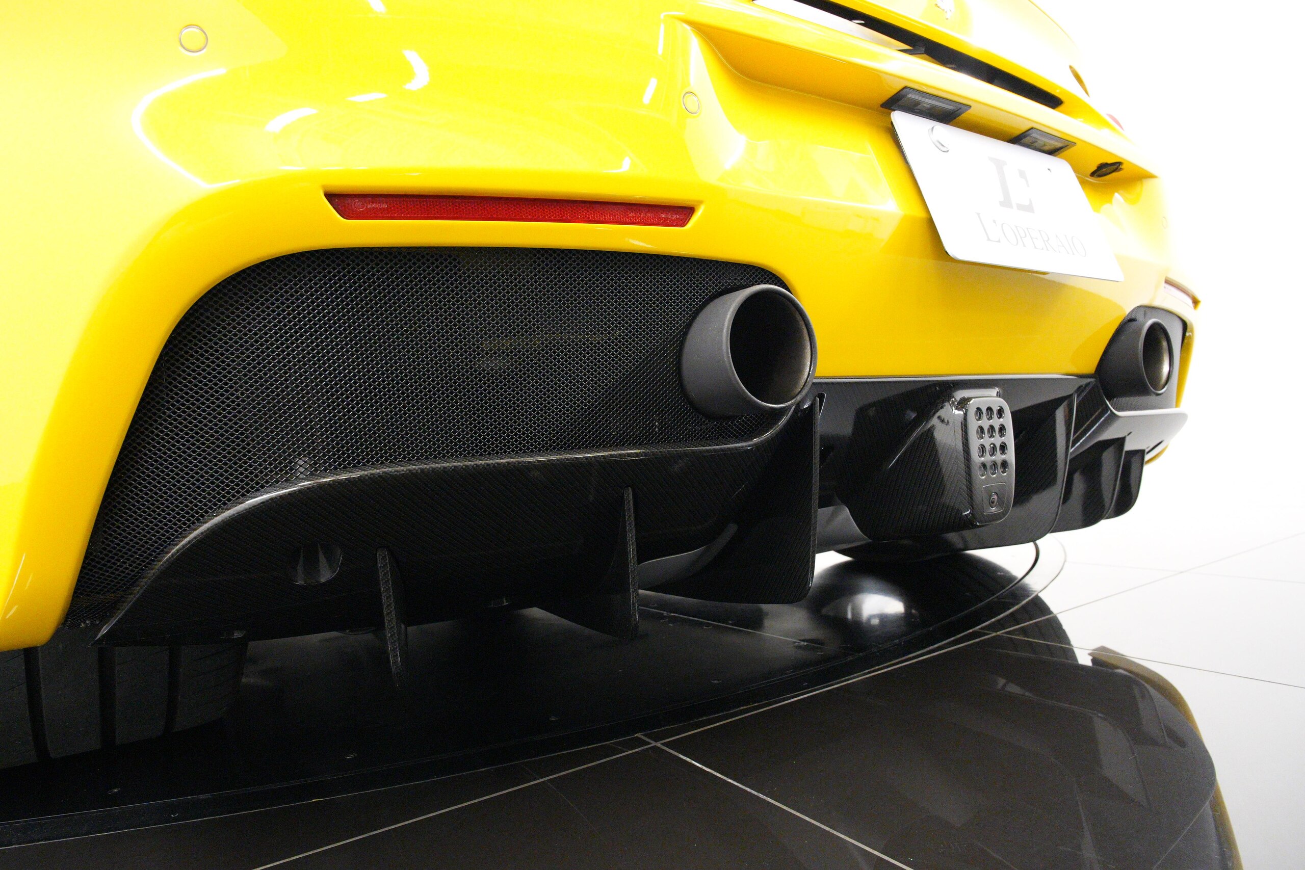 2018 Ferrari 488GTB — Photo 39 / 44