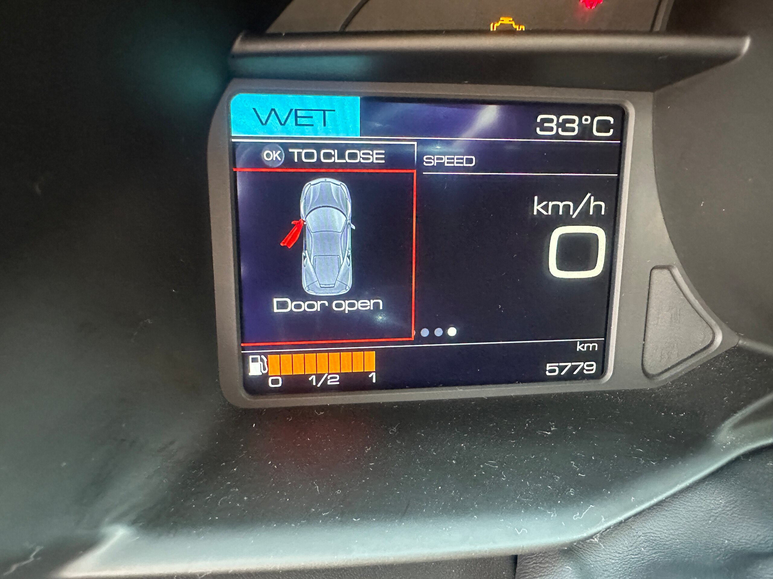 2018 Ferrari 488GTB — Photo 11 / 17
