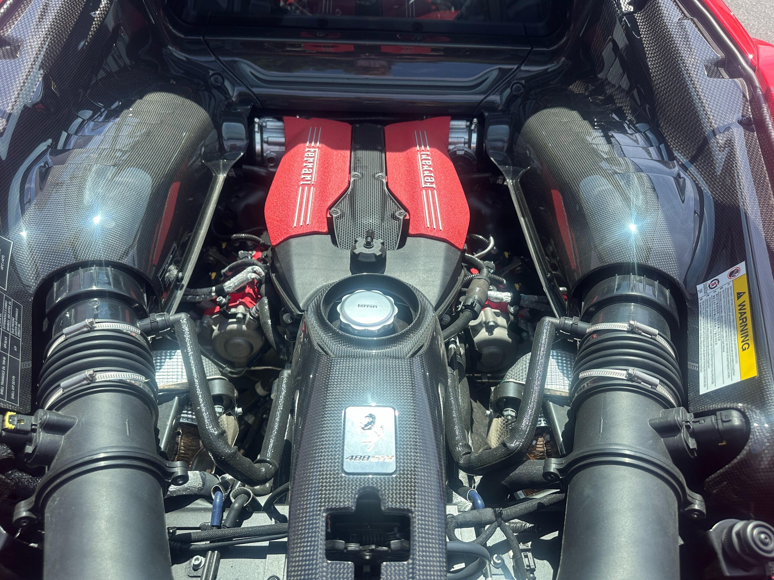 2018 Ferrari 488GTB — Photo 15 / 17