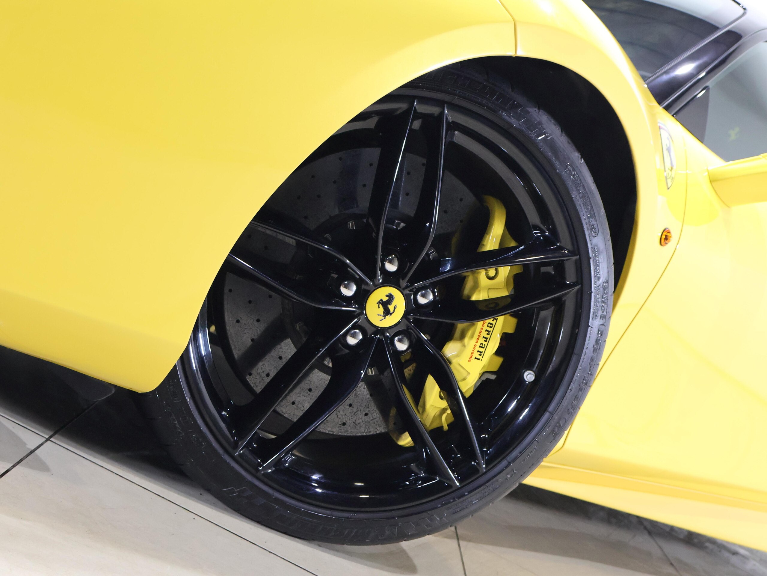 2018 Ferrari 488GTB — Photo 25 / 27