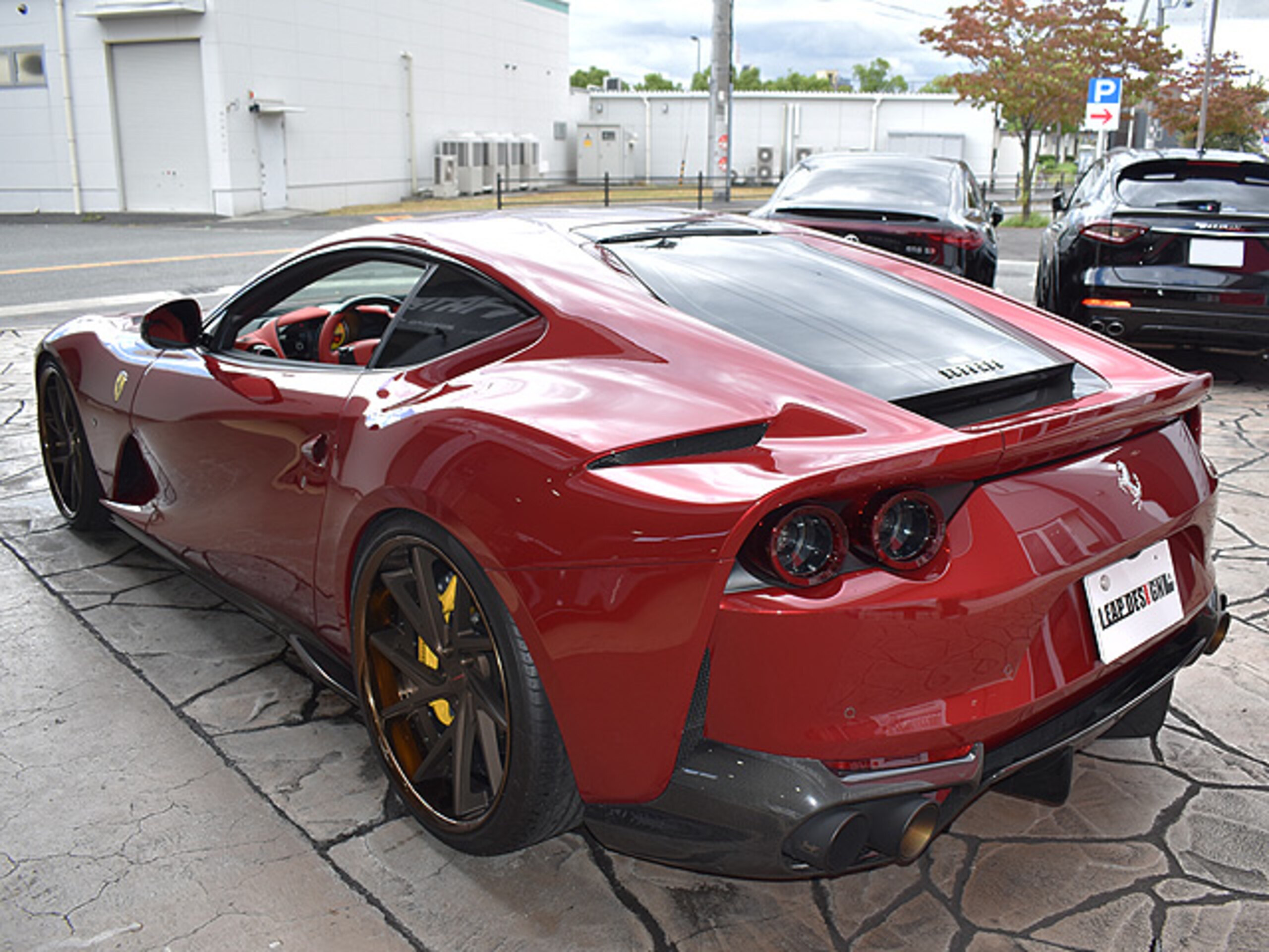 2018 Ferrari 812 Superfast — Photo 7 / 37