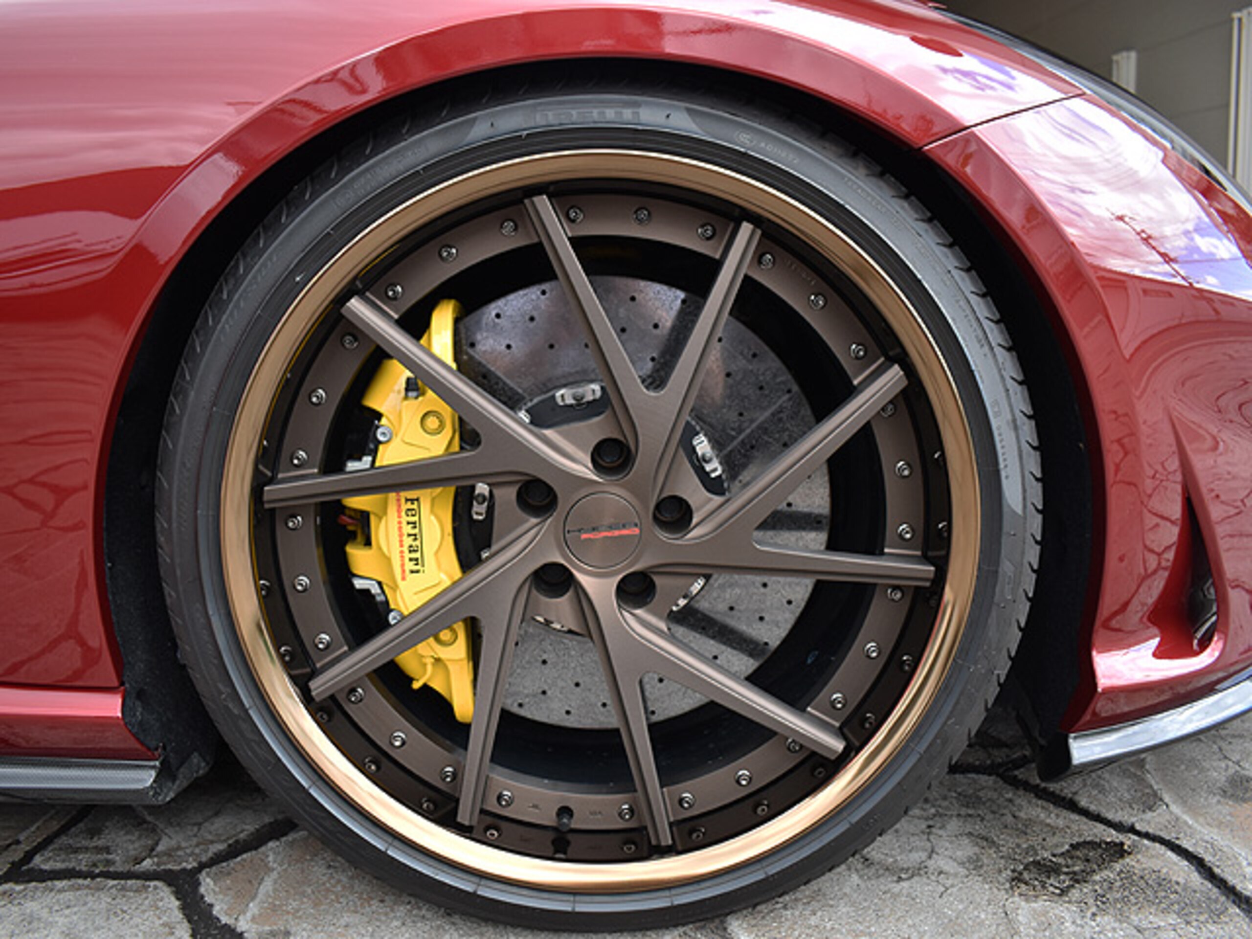 2018 Ferrari 812 Superfast — Photo 17 / 37
