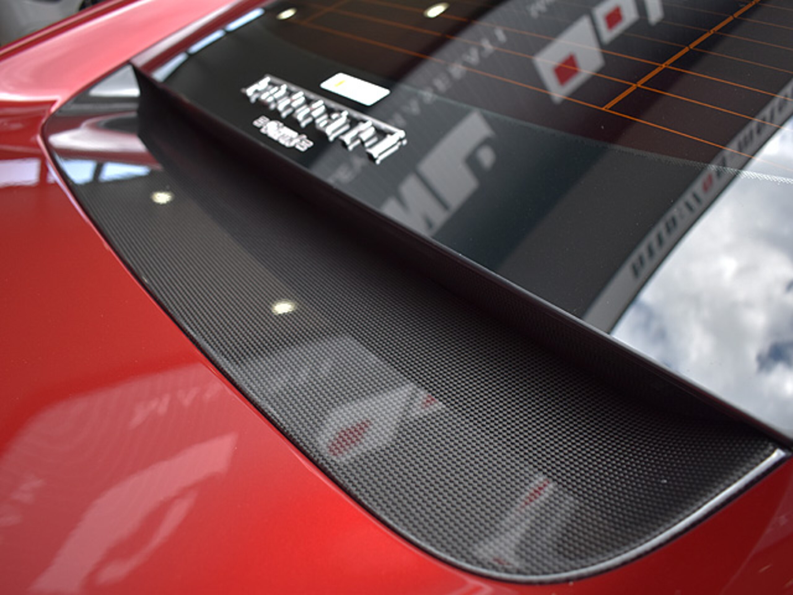 2018 Ferrari 812 Superfast — Photo 21 / 37