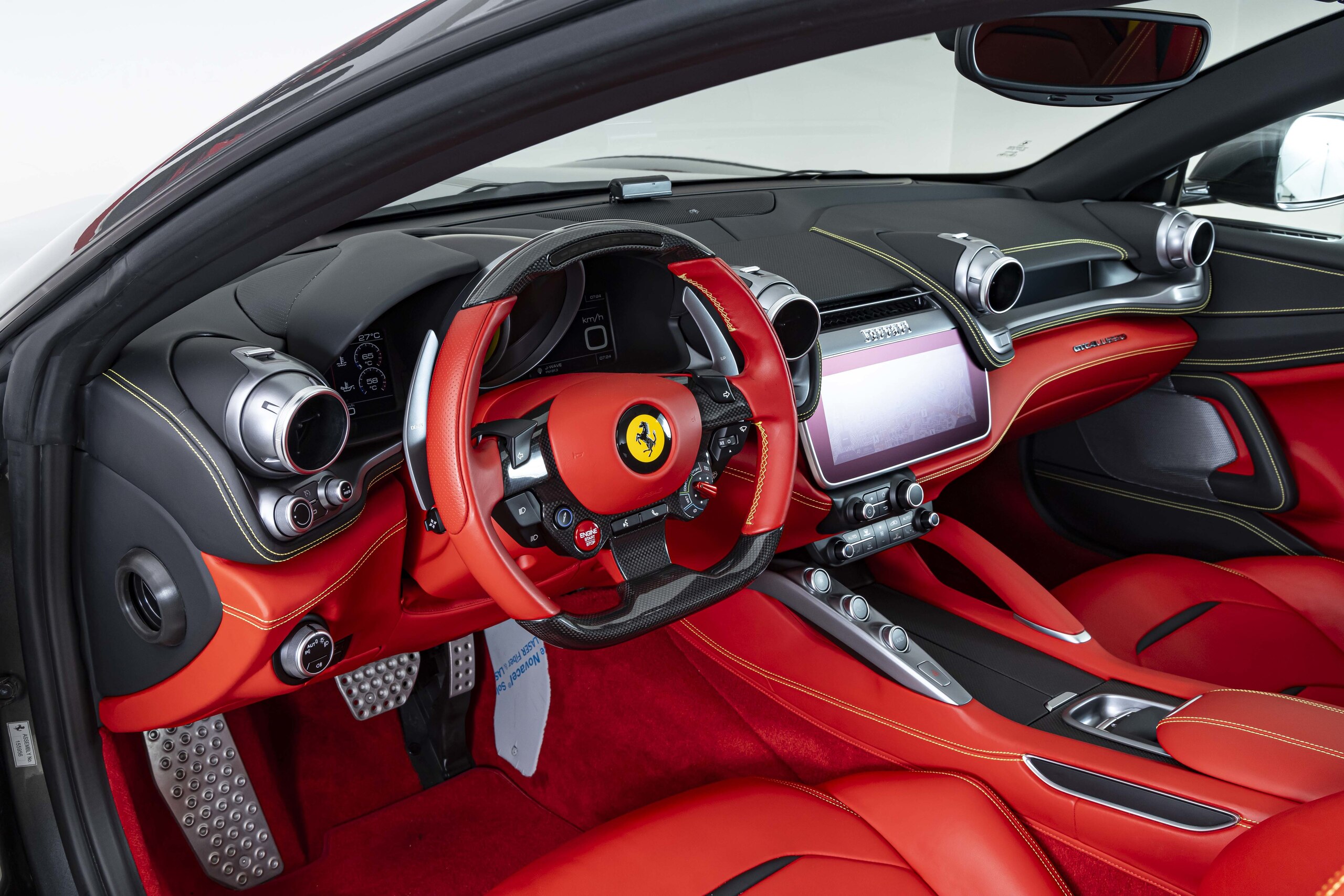 2018 Ferrari GTC4Lusso — Photo 8 / 26