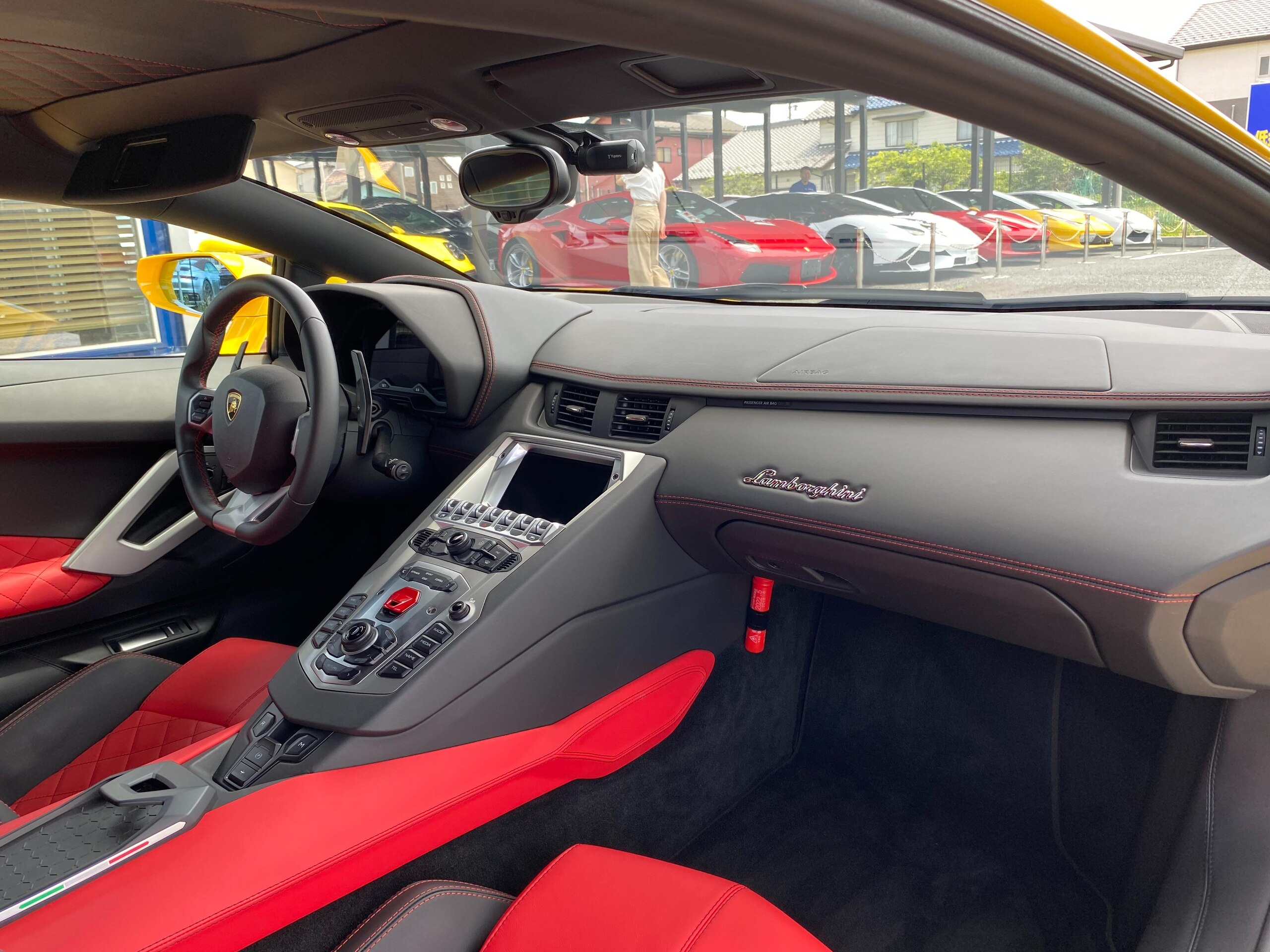 2018 Lamborghini Aventador S — Photo 10 / 55