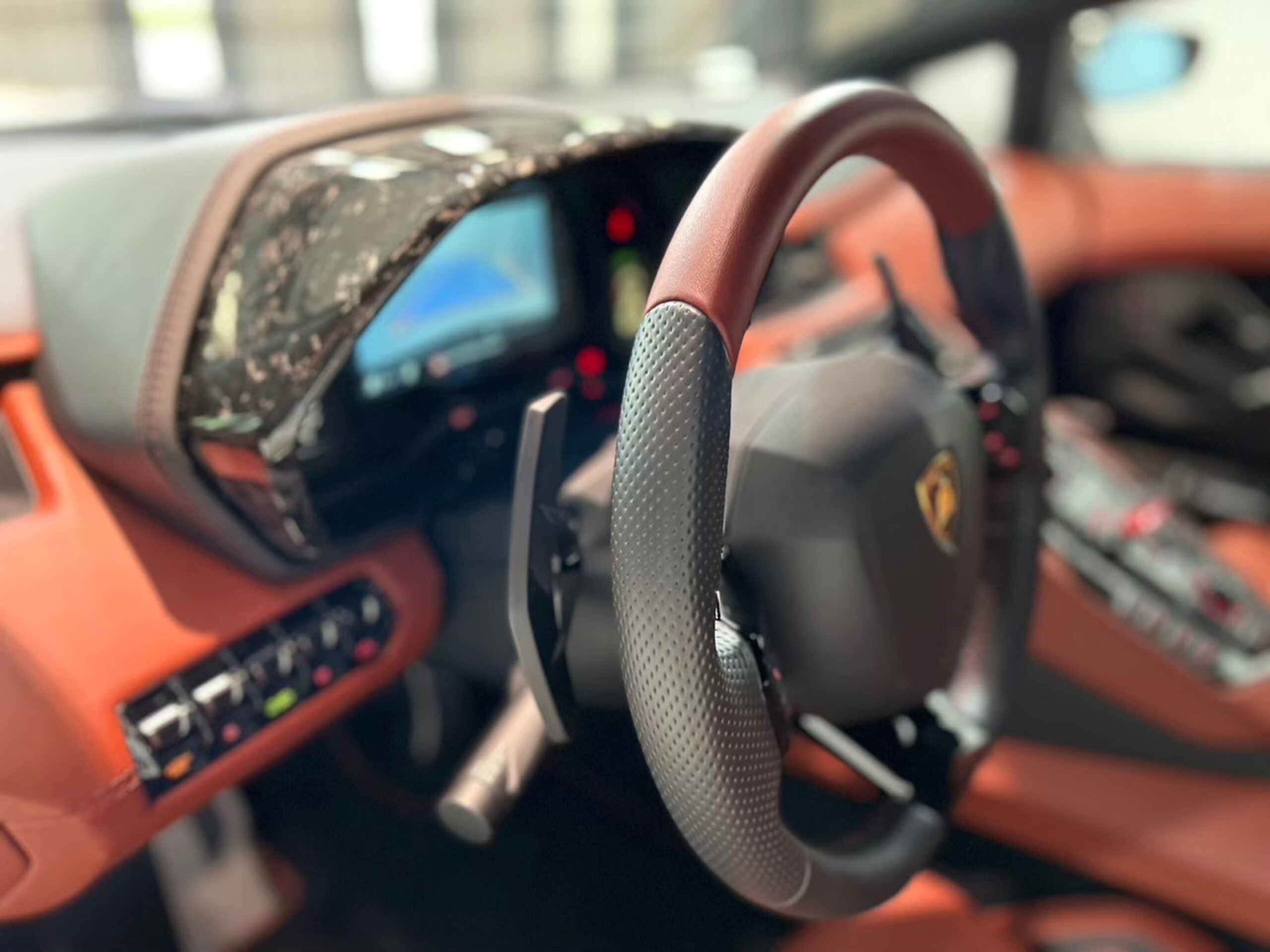 2018 Lamborghini Aventador S — Photo 6 / 39