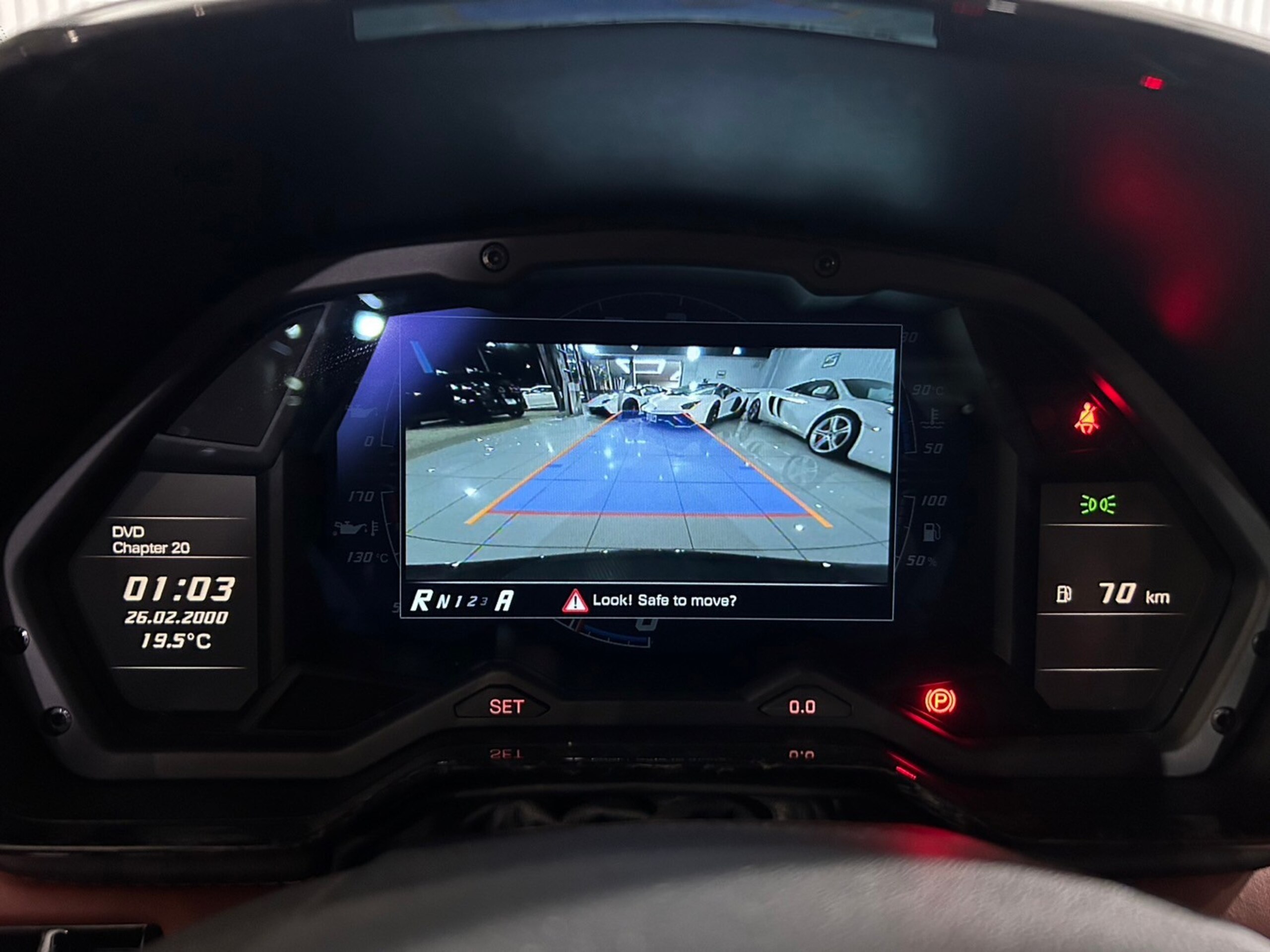 2018 Lamborghini Aventador S — Photo 13 / 39