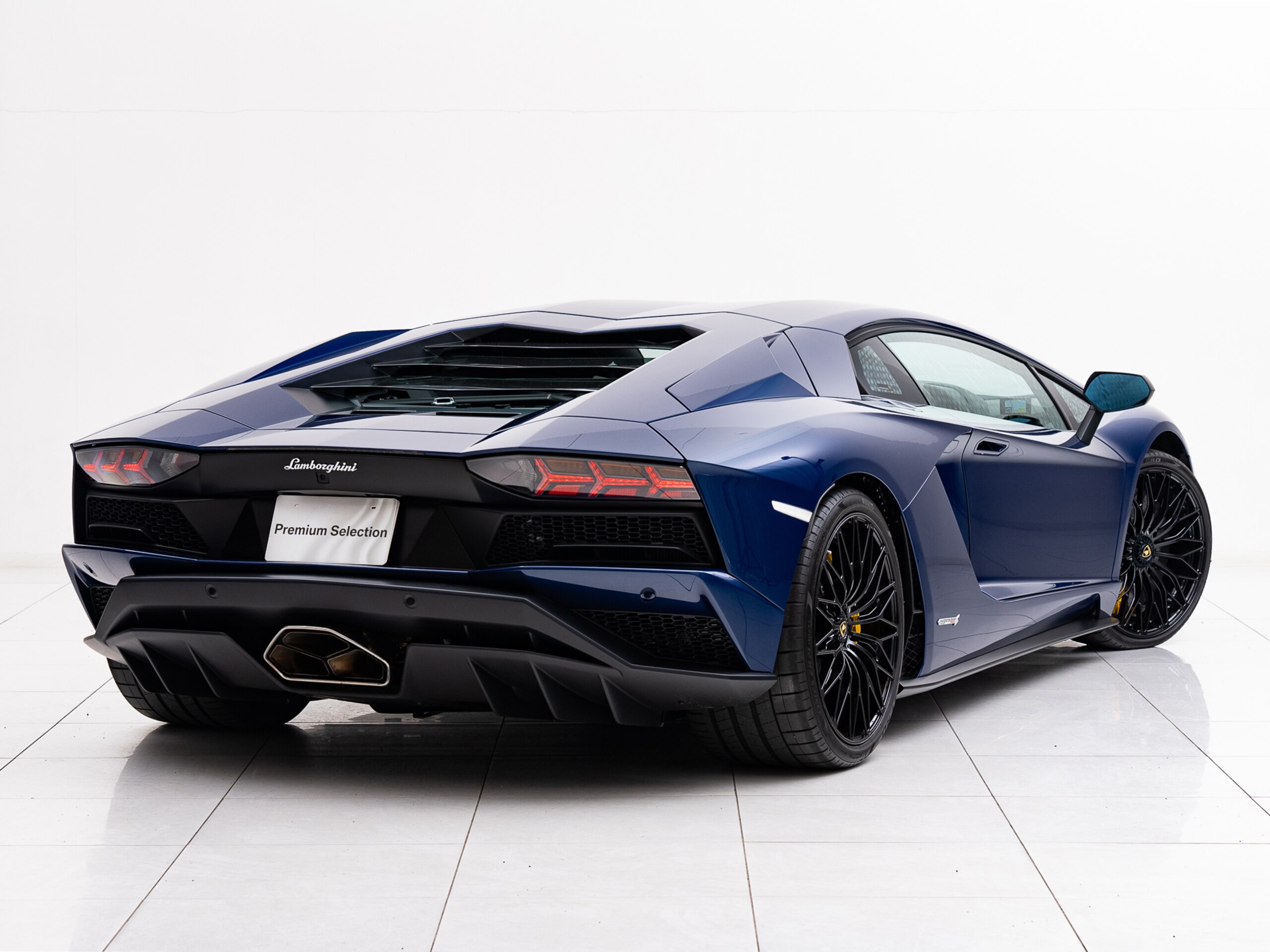 2018 Lamborghini Aventador S — Photo 10 / 36