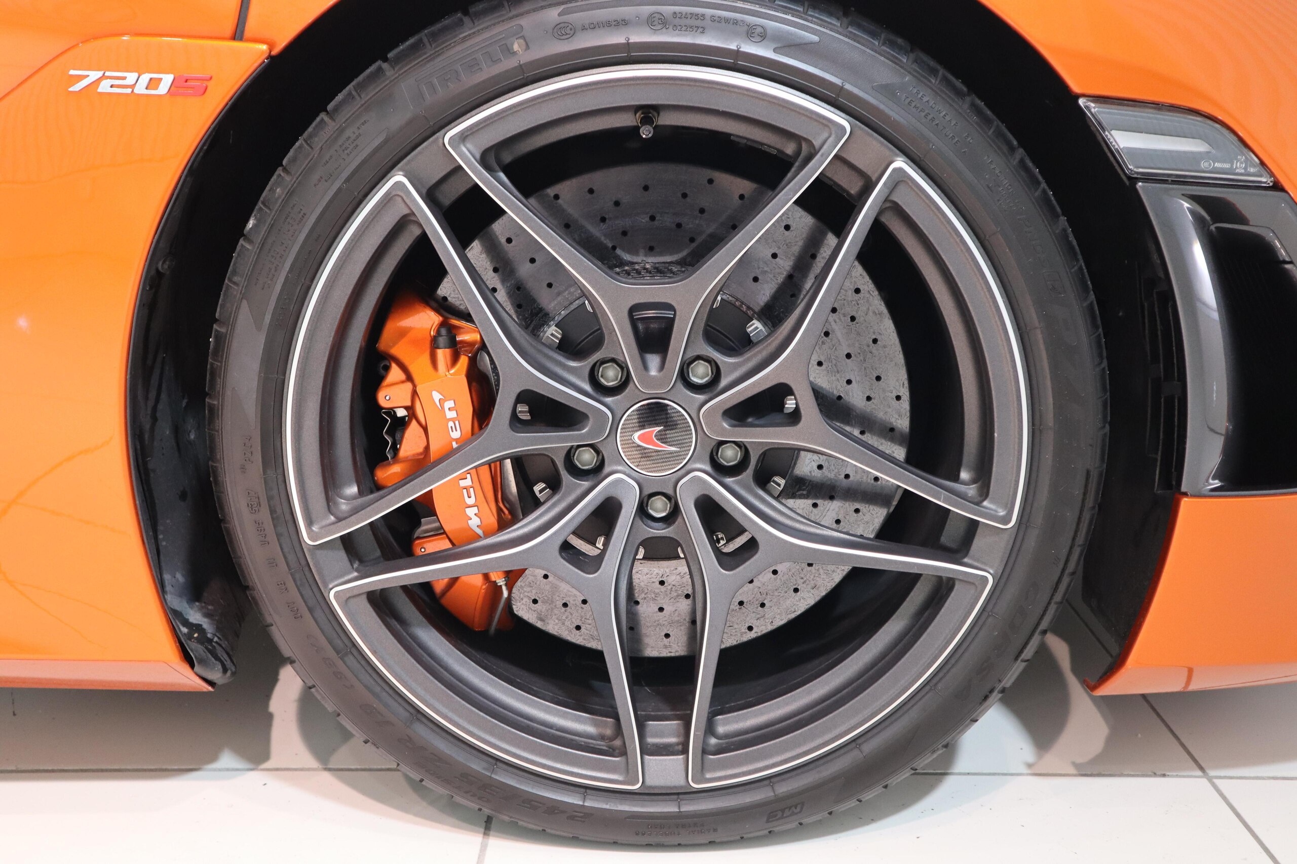 2018 McLaren 720S — Photo 28 / 28