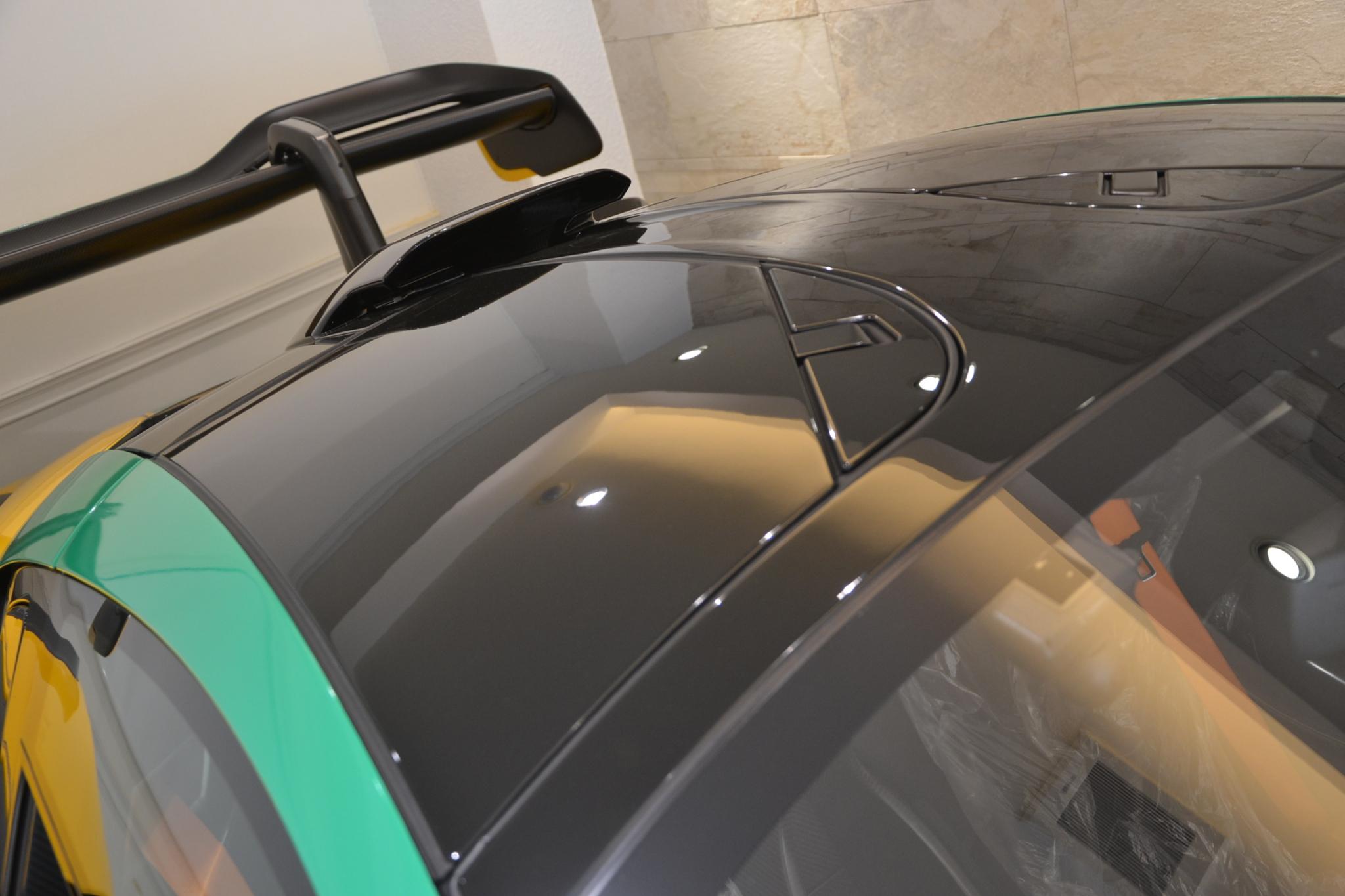 2018 McLaren Senna — Photo 12 / 39