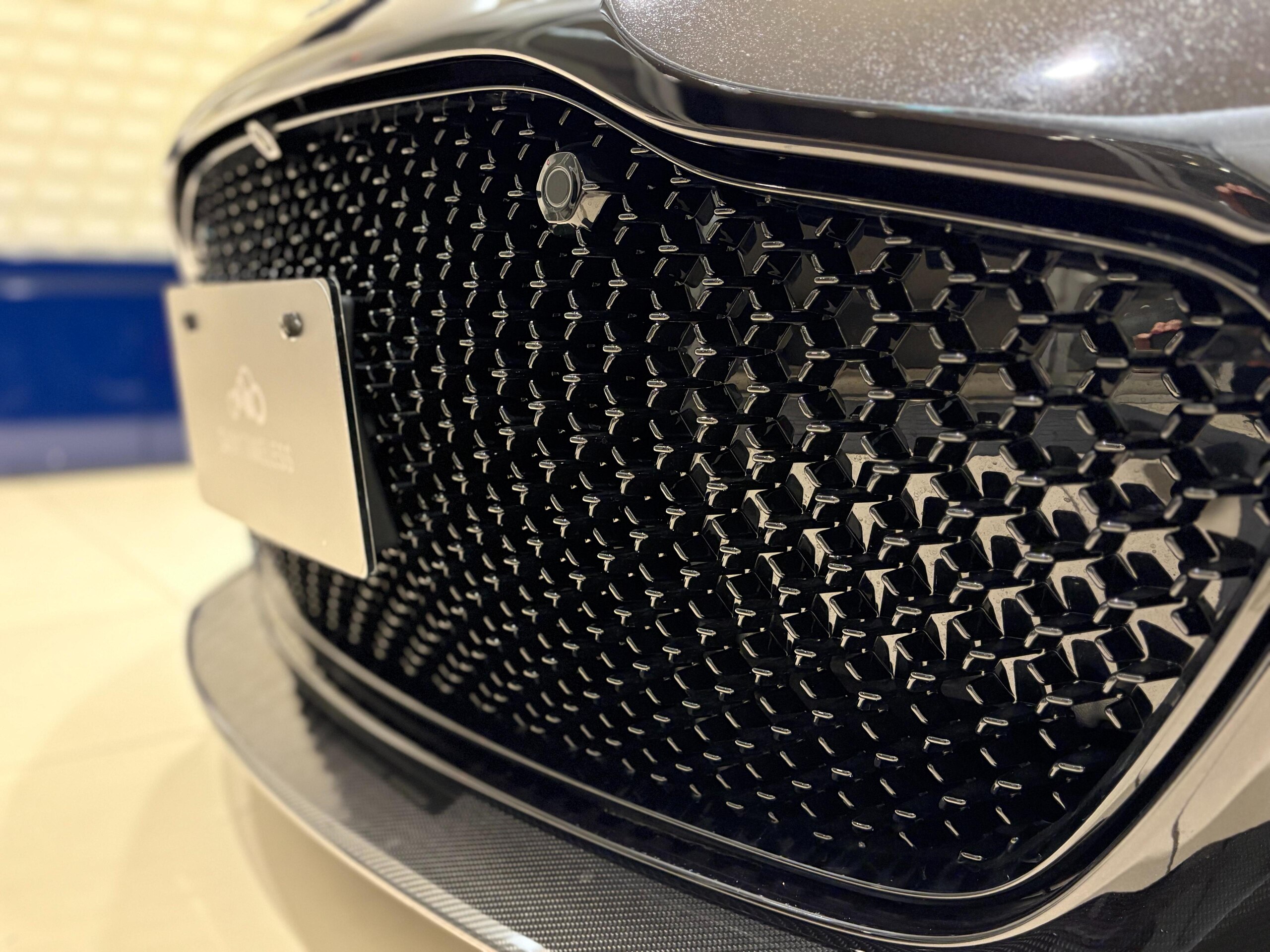 2019 Aston Martin DBS Superleggera — Photo 32 / 49