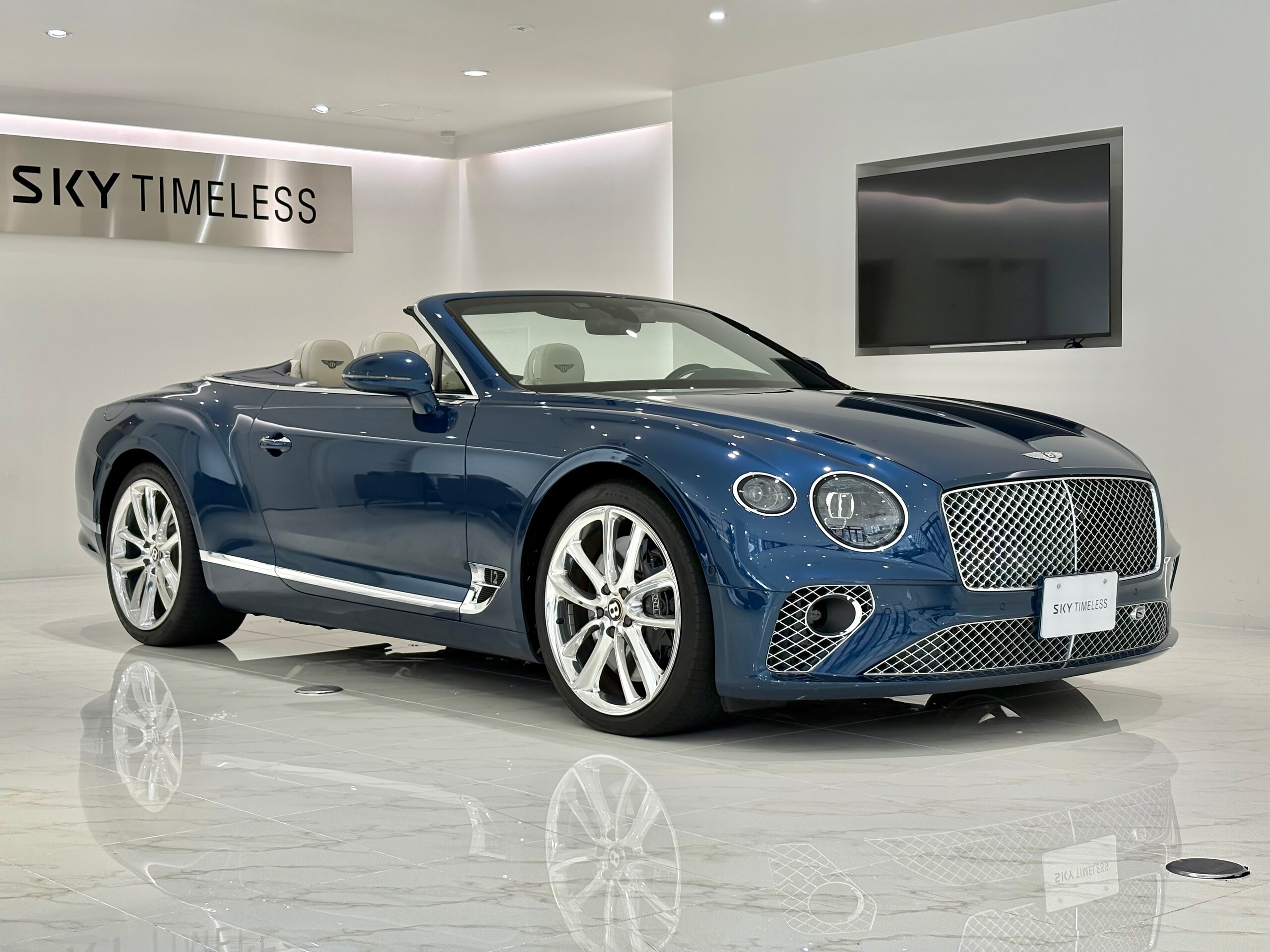 2019 Bentley Continental GT Convertible Mulliner Driving Spec for sale in Japan