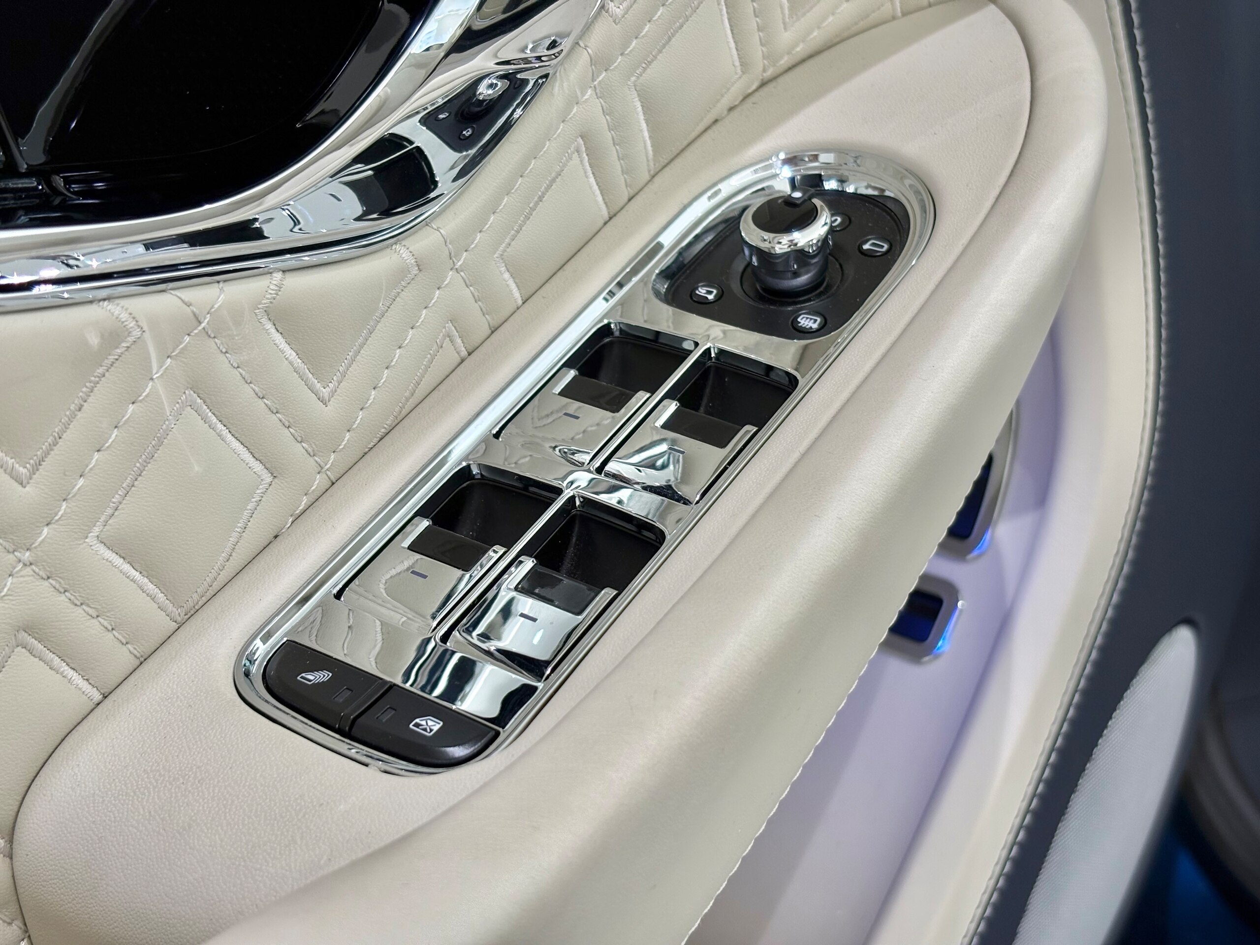 2019 Bentley Continental GT Convertible — Photo 22 / 35