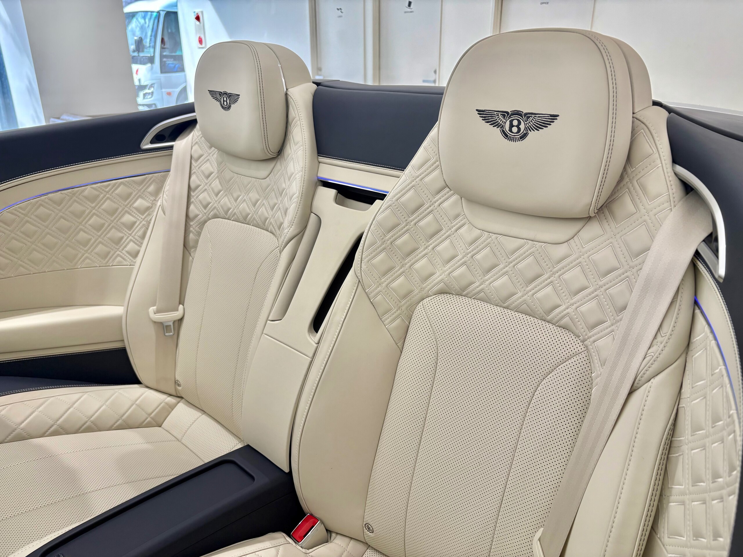 2019 Bentley Continental GT Convertible — Photo 31 / 35