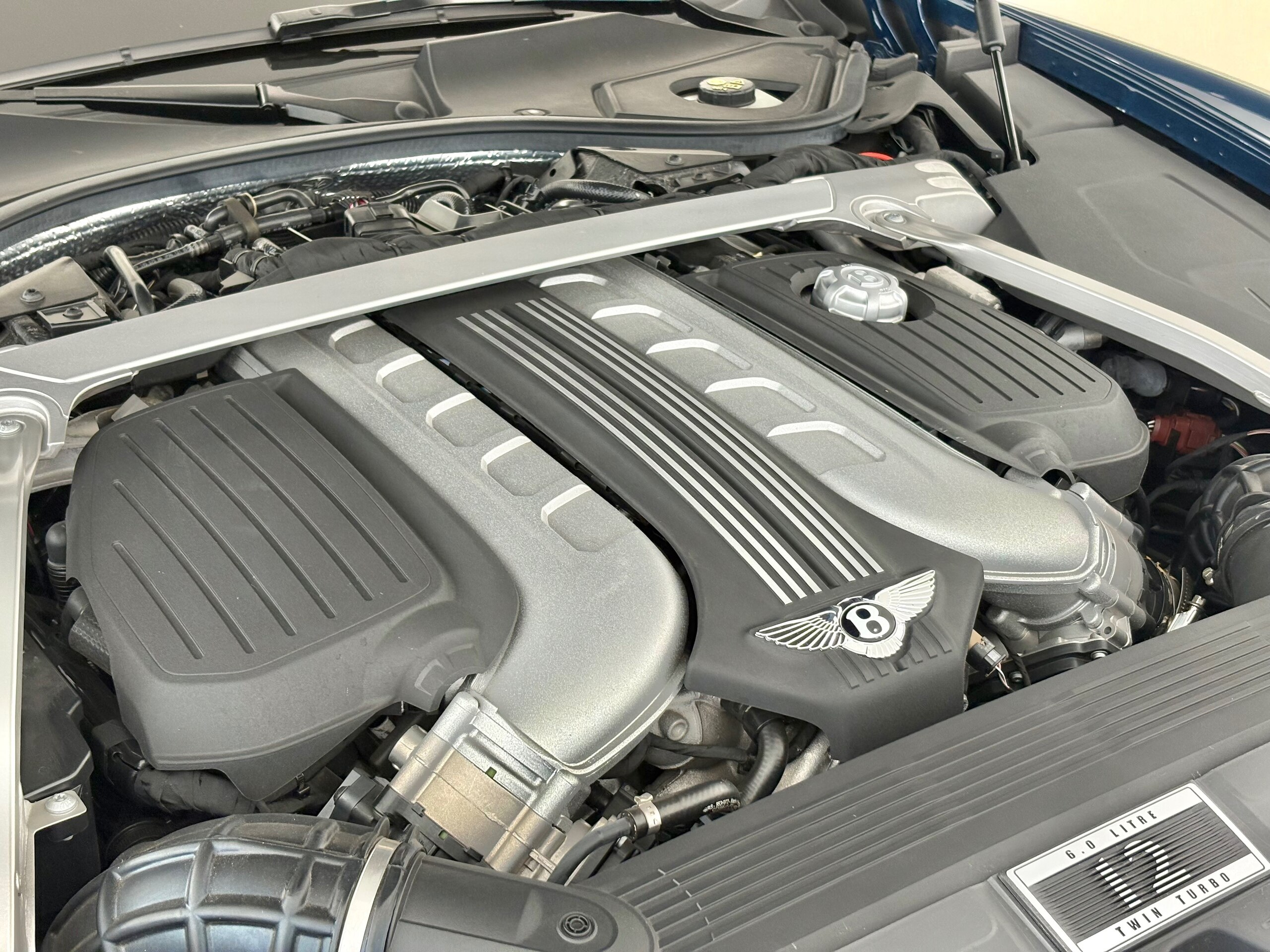 2019 Bentley Continental GT Convertible — Photo 34 / 35