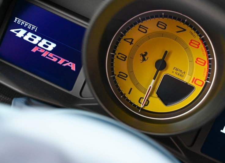 2019 Ferrari 488 Pista — Photo 19 / 27