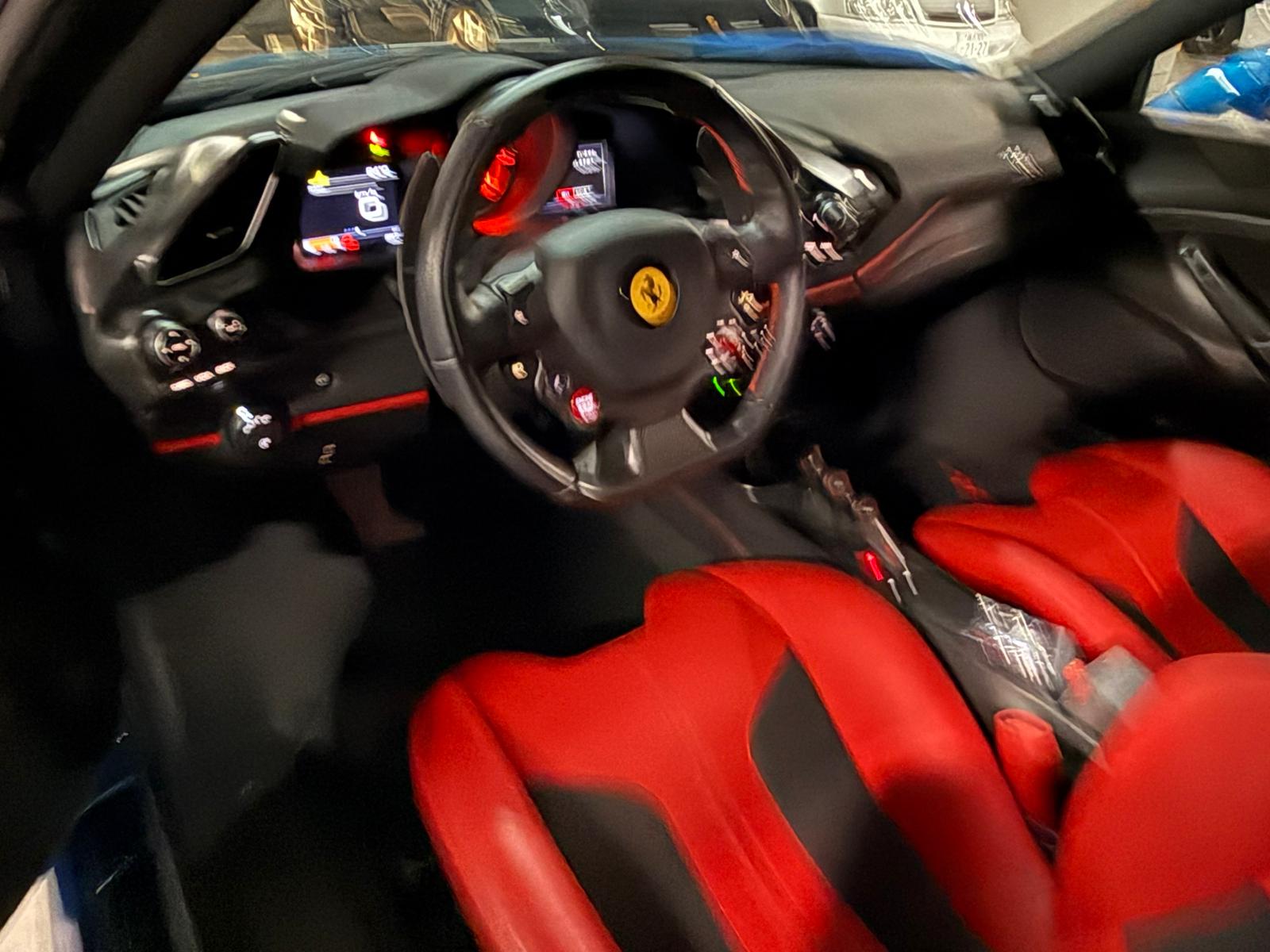 2019 Ferrari 488 Pista — Photo 9 / 11