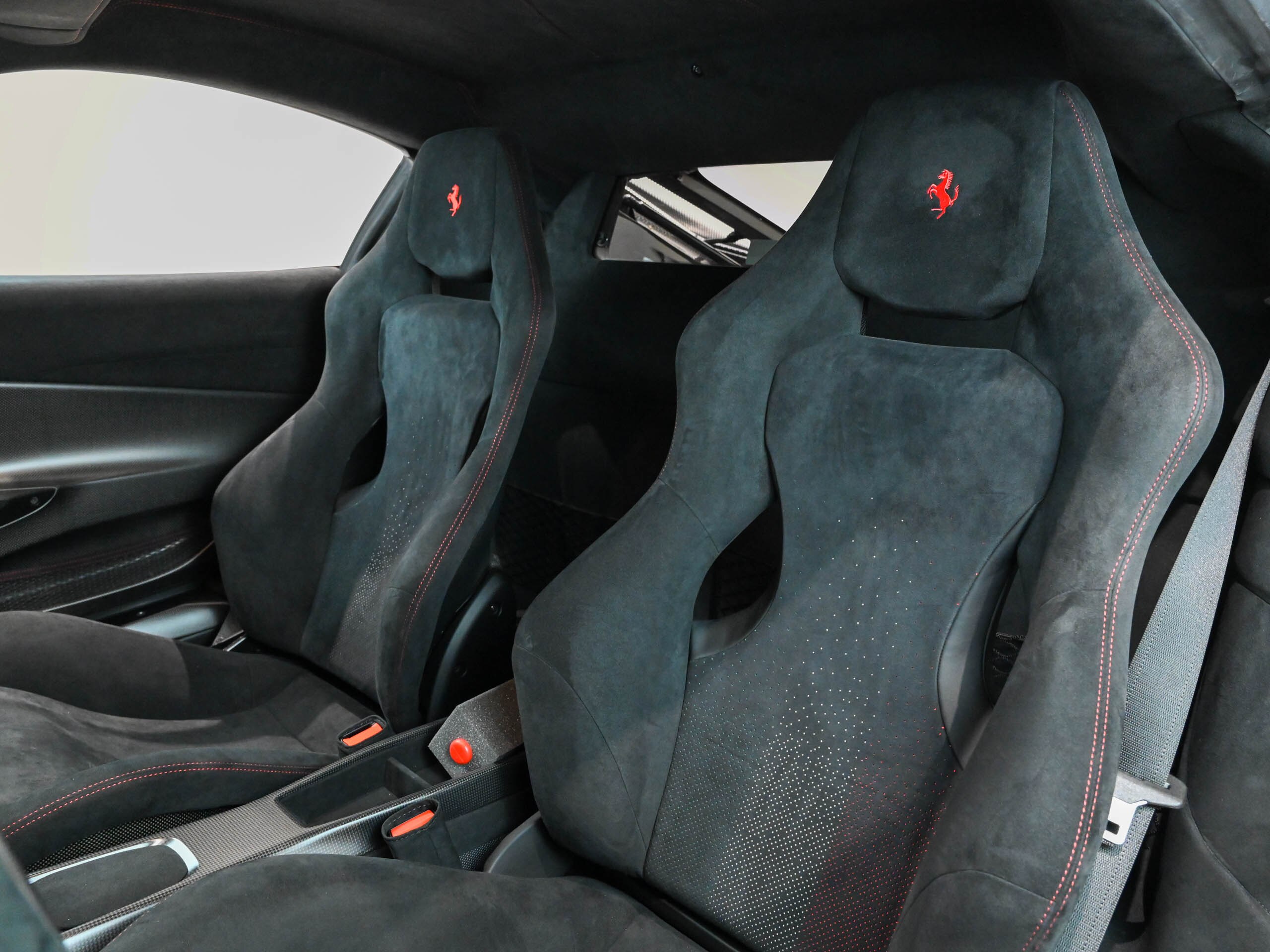 2019 Ferrari 488 Pista Piloti — Photo 6 / 27